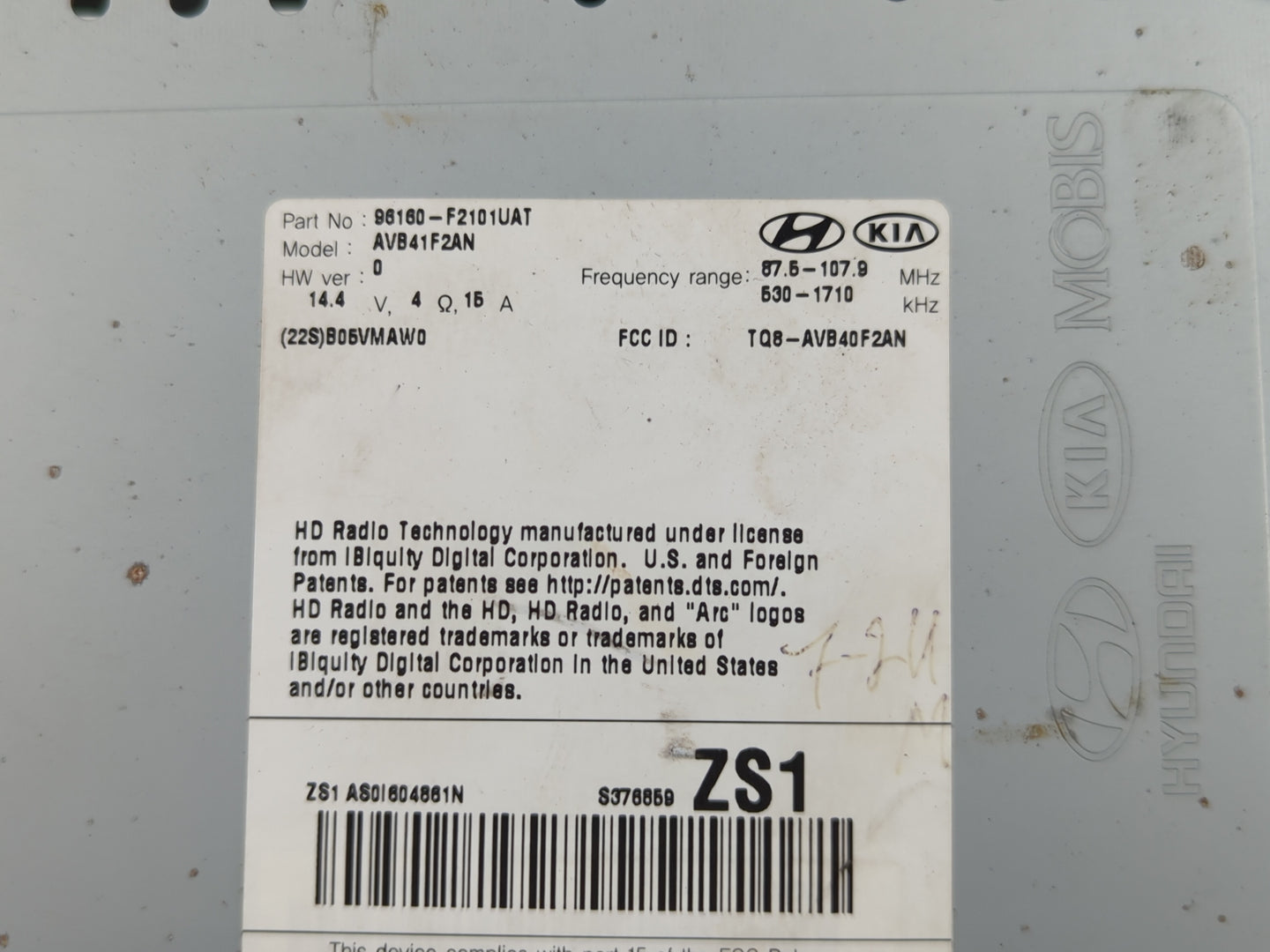 2017-2018 Hyundai Elantra Radio AM FM Cd Player Receiver Replacement P/N:96170F2260UAT Fits Fits 2017 2018 OEM Used Auto Par