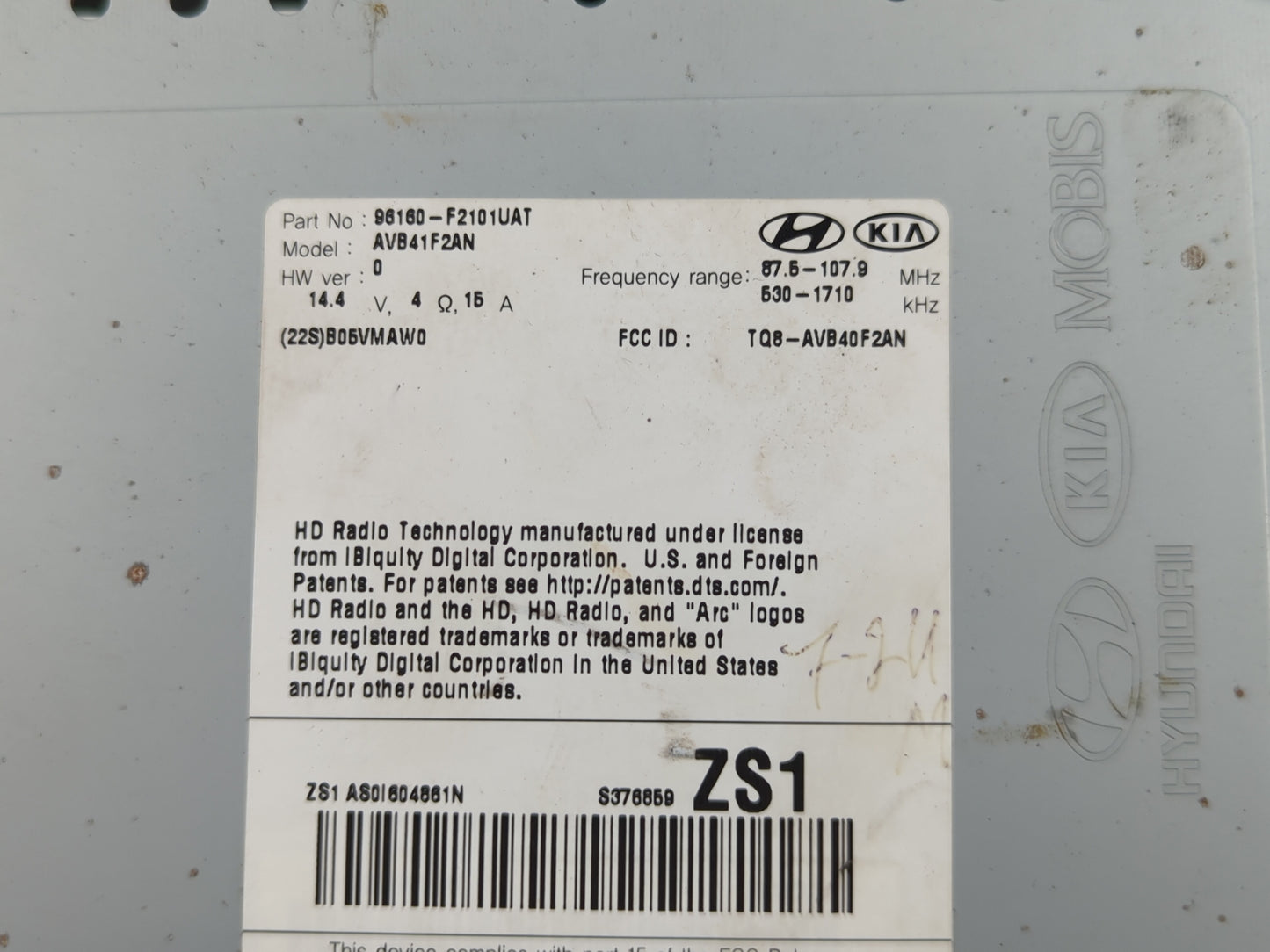 2017-2018 Hyundai Elantra Radio AM FM Cd Player Receiver Replacement P/N:96170F2260UAT Fits Fits 2017 2018 OEM Used Auto Par