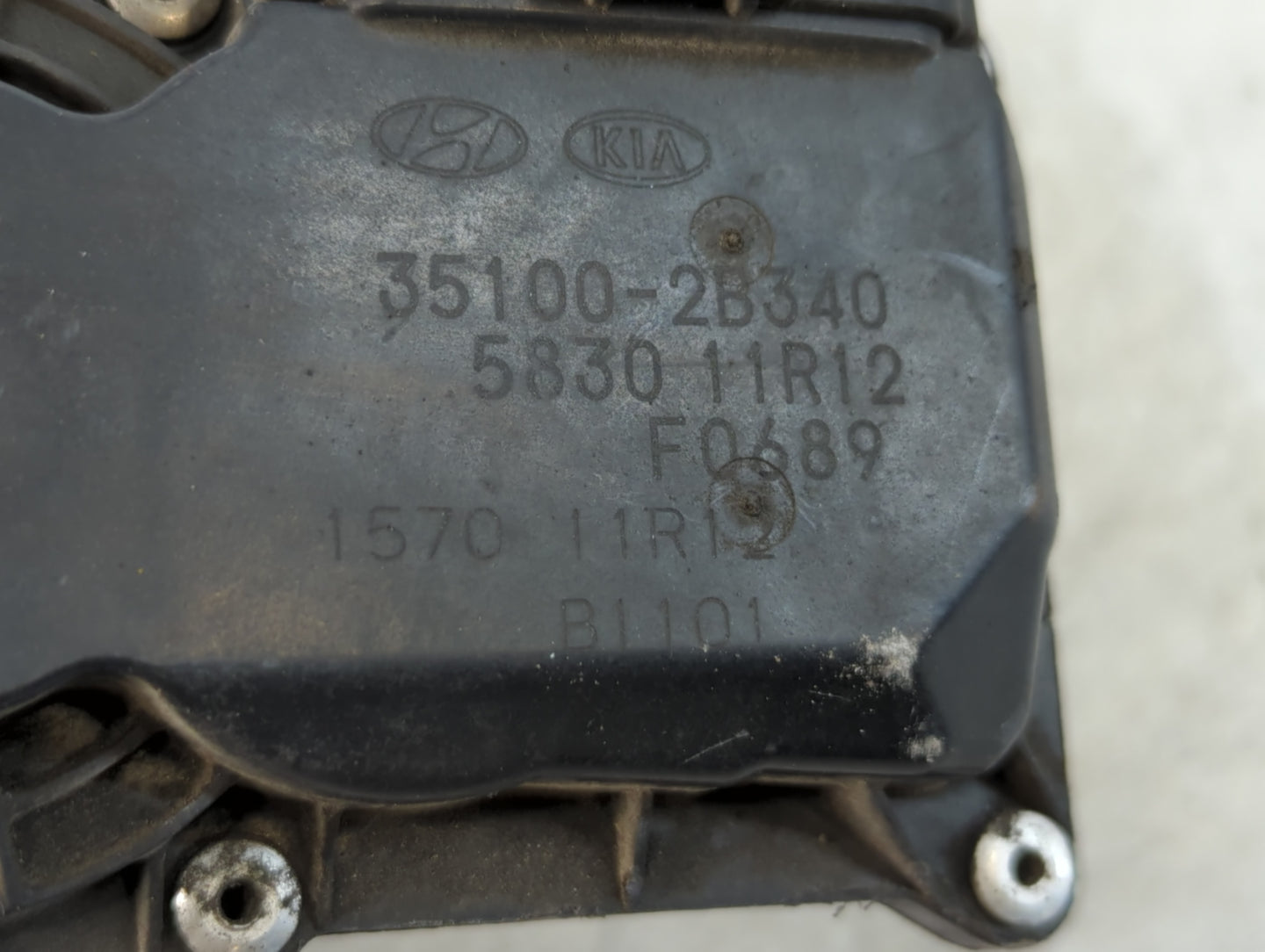 2017-2020 Hyundai Elantra Throttle Body P/N:35100-2B340 Fits Fits 2017 2018 2019 2020 OEM Used Auto Parts - Oemusedautoparts