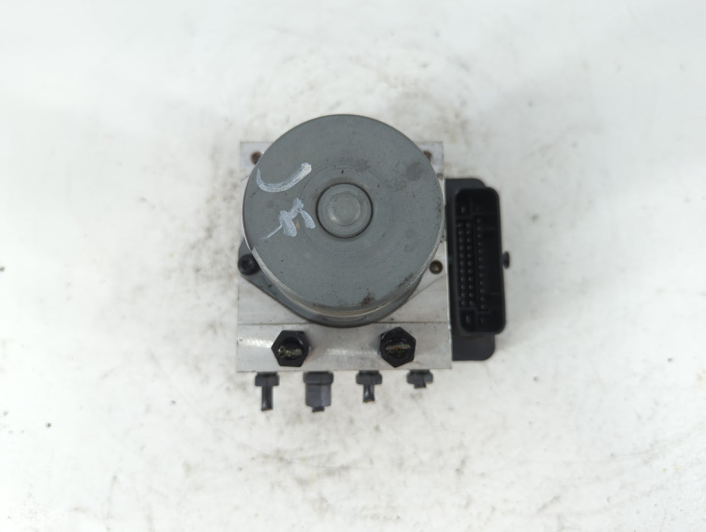 2017-2019 Hyundai Elantra ABS Pump Control Module Replacement P/N:F2589-20500 58920-F2500 Fits Fits 2017 2018 2019 OEM Used 