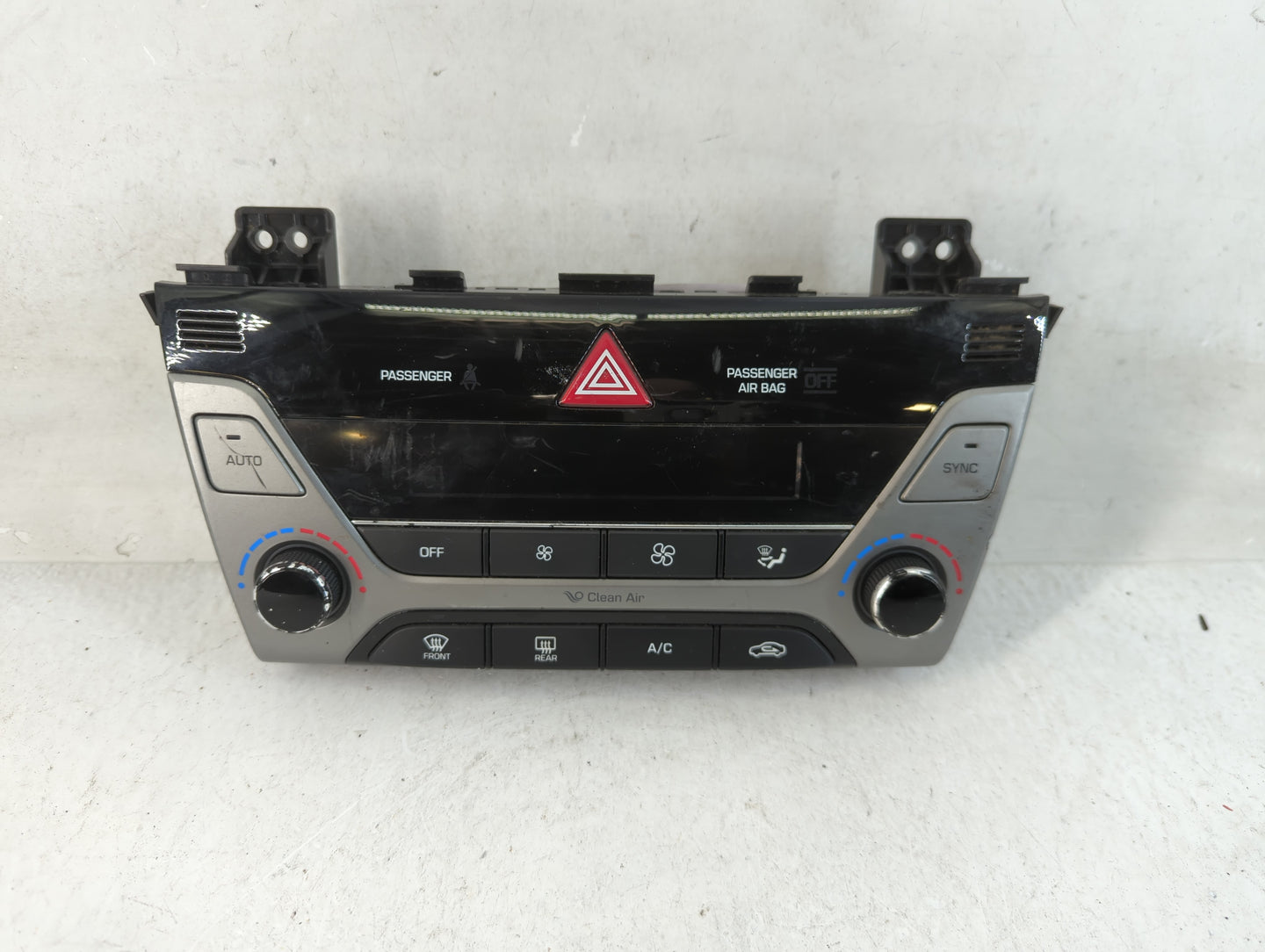 2018-2020 Hyundai Elantra Climate Control Module Temperature AC/Heater Replacement P/N:97250-F2231RET Fits Fits 2018 2019 20