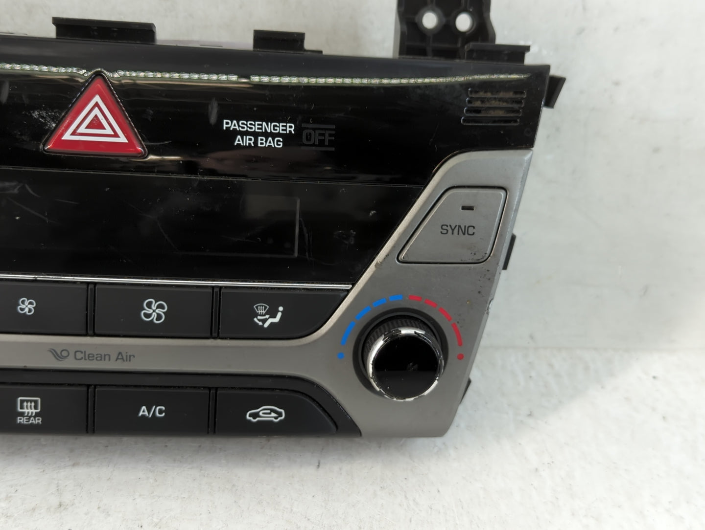 2018-2020 Hyundai Elantra Climate Control Module Temperature AC/Heater Replacement P/N:97250-F2231RET Fits Fits 2018 2019 20