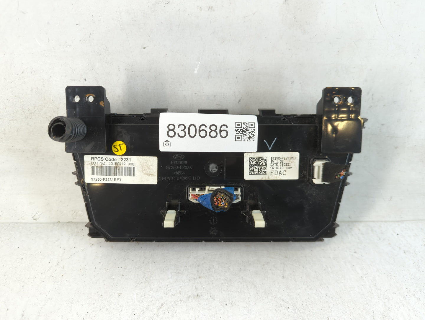 2018-2020 Hyundai Elantra Climate Control Module Temperature AC/Heater Replacement P/N:97250-F2231RET Fits Fits 2018 2019 20