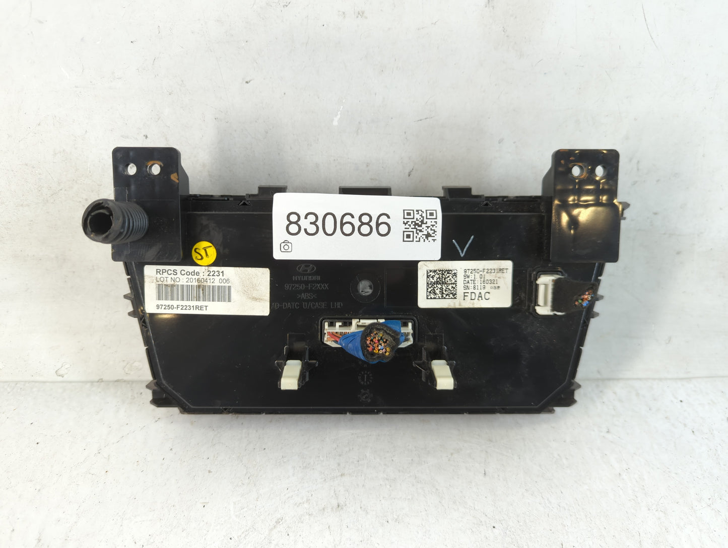 2018-2020 Hyundai Elantra Climate Control Module Temperature AC/Heater Replacement P/N:97250-F2231RET Fits Fits 2018 2019 20