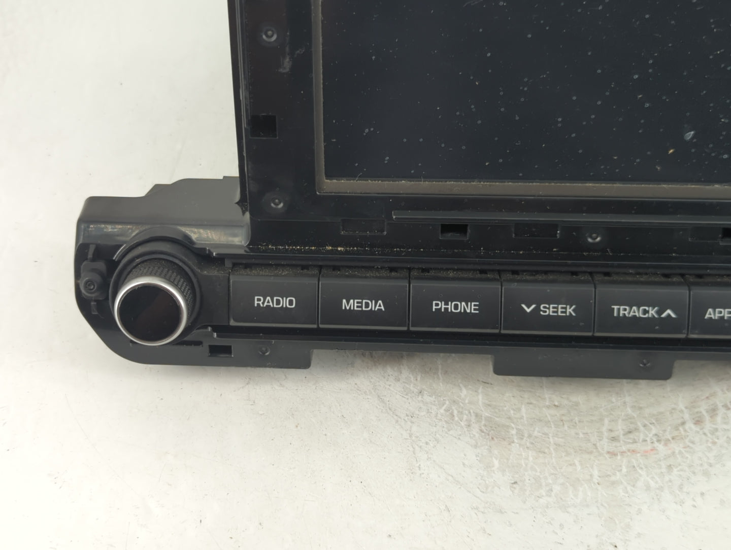 2017-2018 Hyundai Elantra Radio AM FM Cd Player Receiver Replacement P/N:96160-F2101UAT Fits Fits 2017 2018 OEM Used Auto Pa