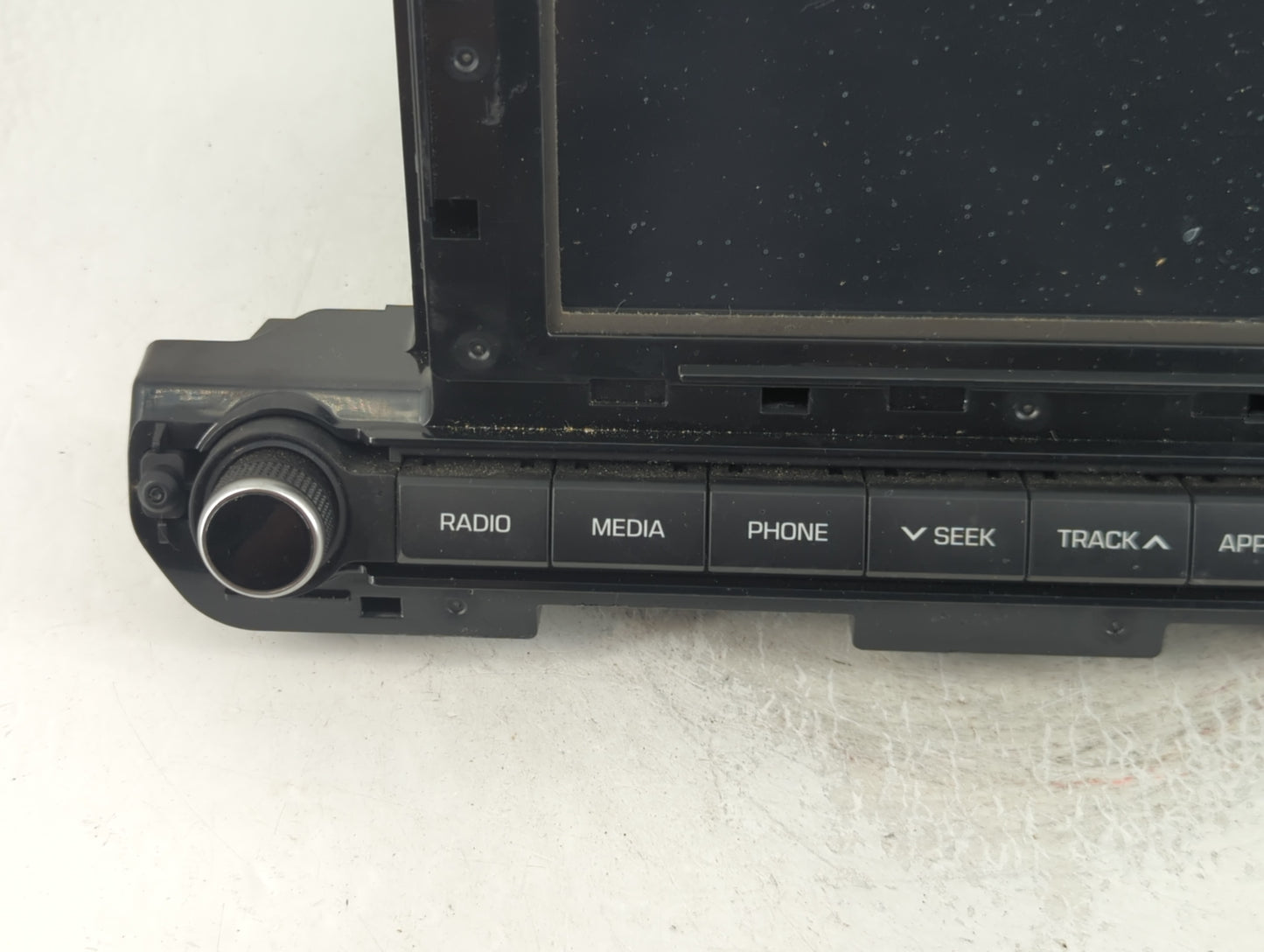 2017-2018 Hyundai Elantra Radio AM FM Cd Player Receiver Replacement P/N:96160-F2101UAT Fits Fits 2017 2018 OEM Used Auto Pa