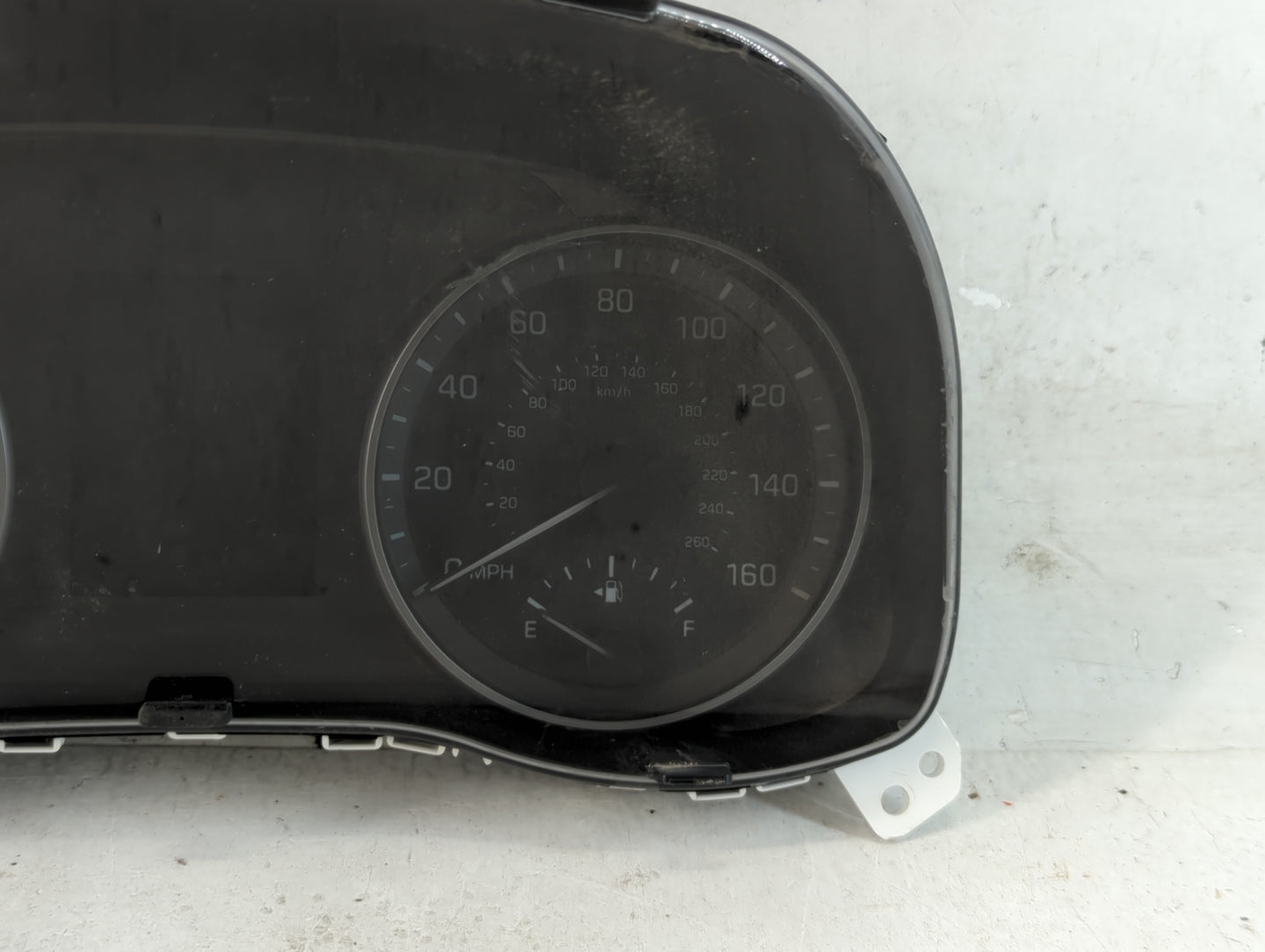 2017-2018 Hyundai Elantra Instrument Cluster Speedometer Gauges P/N:TN157590-15201H 94011-F3012 Fits Fits 2017 2018 OEM Used