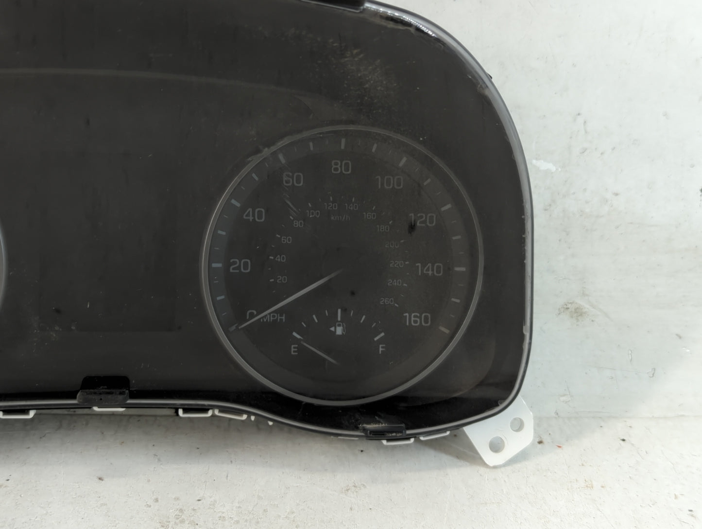 2017-2018 Hyundai Elantra Instrument Cluster Speedometer Gauges P/N:TN157590-15201H 94011-F3012 Fits Fits 2017 2018 OEM Used