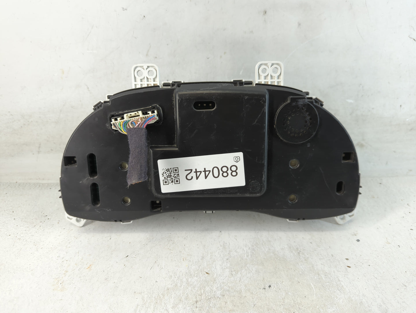2017-2018 Hyundai Elantra Instrument Cluster Speedometer Gauges P/N:TN157590-15201H 94011-F3012 Fits Fits 2017 2018 OEM Used
