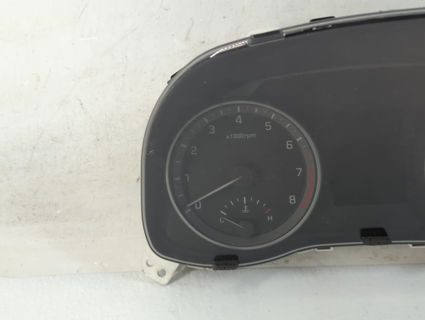 2017-2018 Hyundai Elantra Instrument Cluster Speedometer Gauges P/N:TN157590-15201H 94011-F3012 Fits Fits 2017 2018 OEM Used