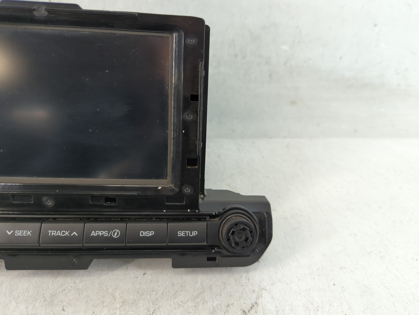 2017-2018 Hyundai Elantra Radio AM FM Cd Player Receiver Replacement P/N:96160-F2101UAT Fits Fits 2017 2018 OEM Used Auto Pa
