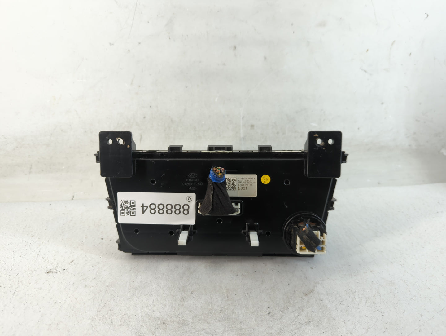 2017-2018 Hyundai Elantra Climate Control Module Temperature AC/Heater Replacement P/N:97250-F20614X Fits Fits 2017 2018 OEM