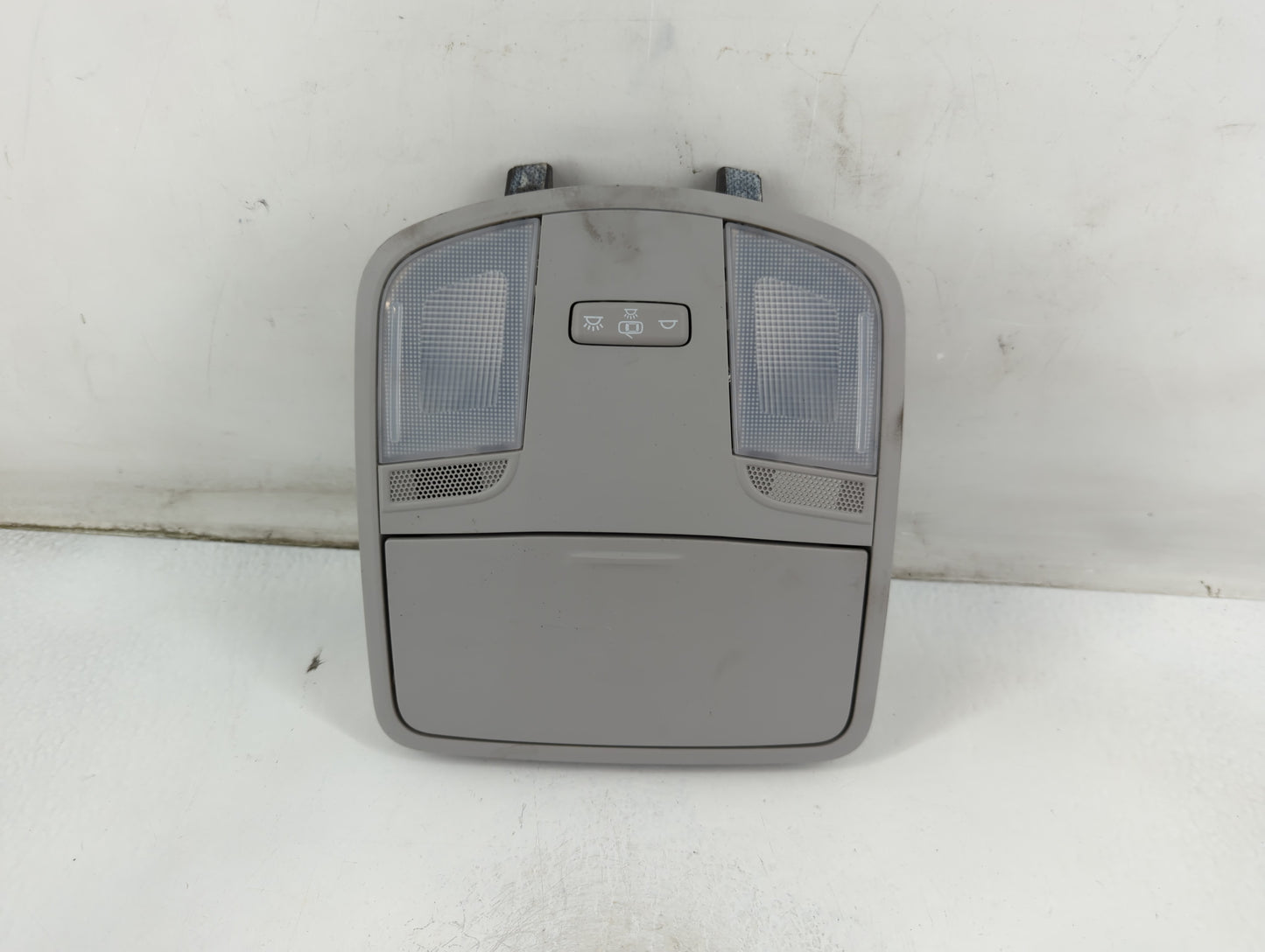 2018 Hyundai Elantra Overhead Roof Console - Oemusedautoparts1.com