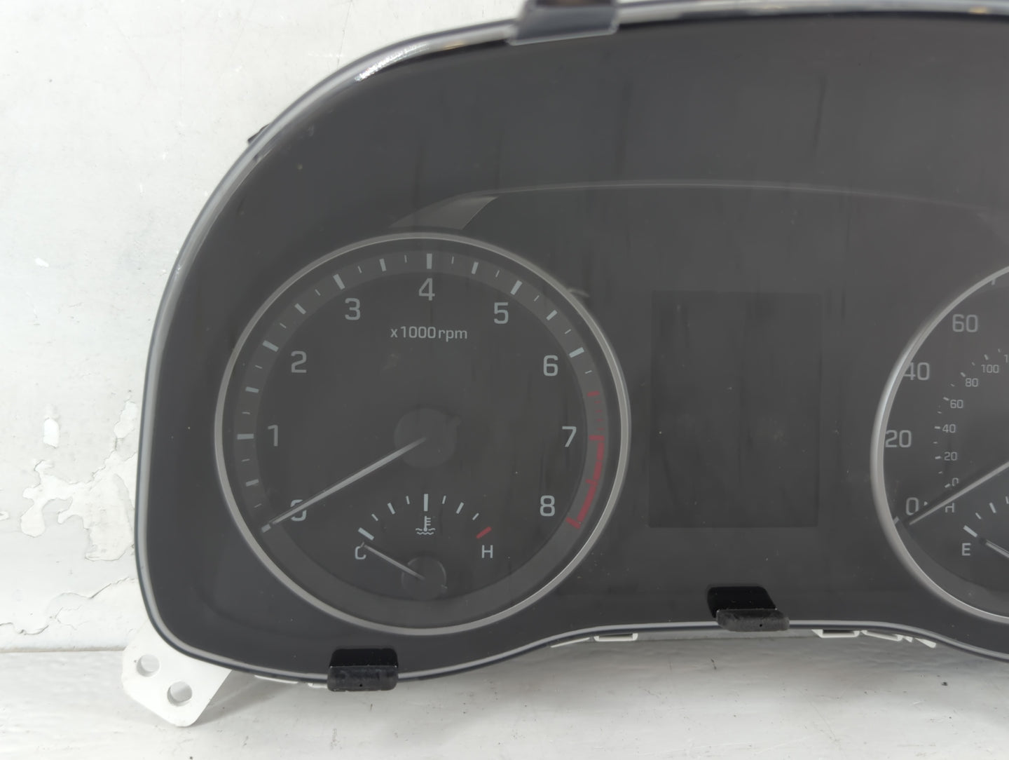 2017-2018 Hyundai Elantra Instrument Cluster Speedometer Gauges P/N:TN157590-15201H 94011-F3012 Fits Fits 2017 2018 OEM Used
