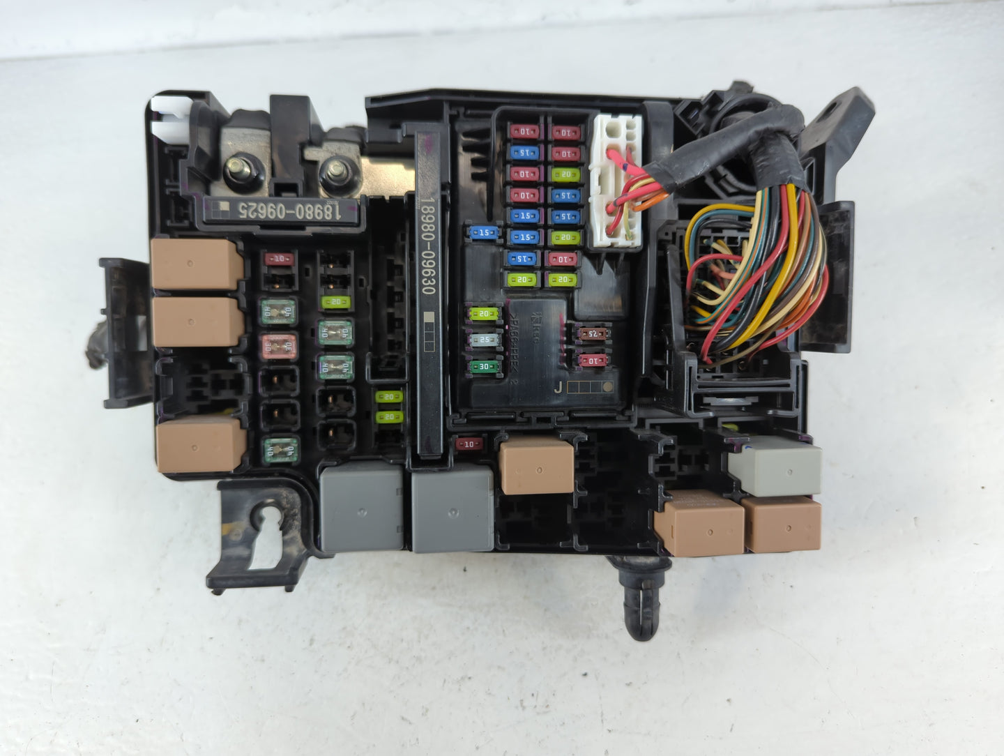 2018 Hyundai Elantra Fusebox Fuse Box Panel Relay Module P/N:91956-F2022 Fits OEM Used Auto Parts - Oemusedautoparts1.com
