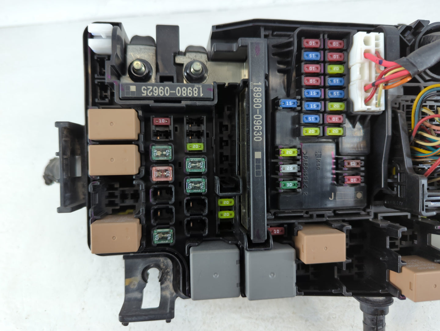 2018 Hyundai Elantra Fusebox Fuse Box Panel Relay Module P/N:91956-F2022 Fits OEM Used Auto Parts - Oemusedautoparts1.com