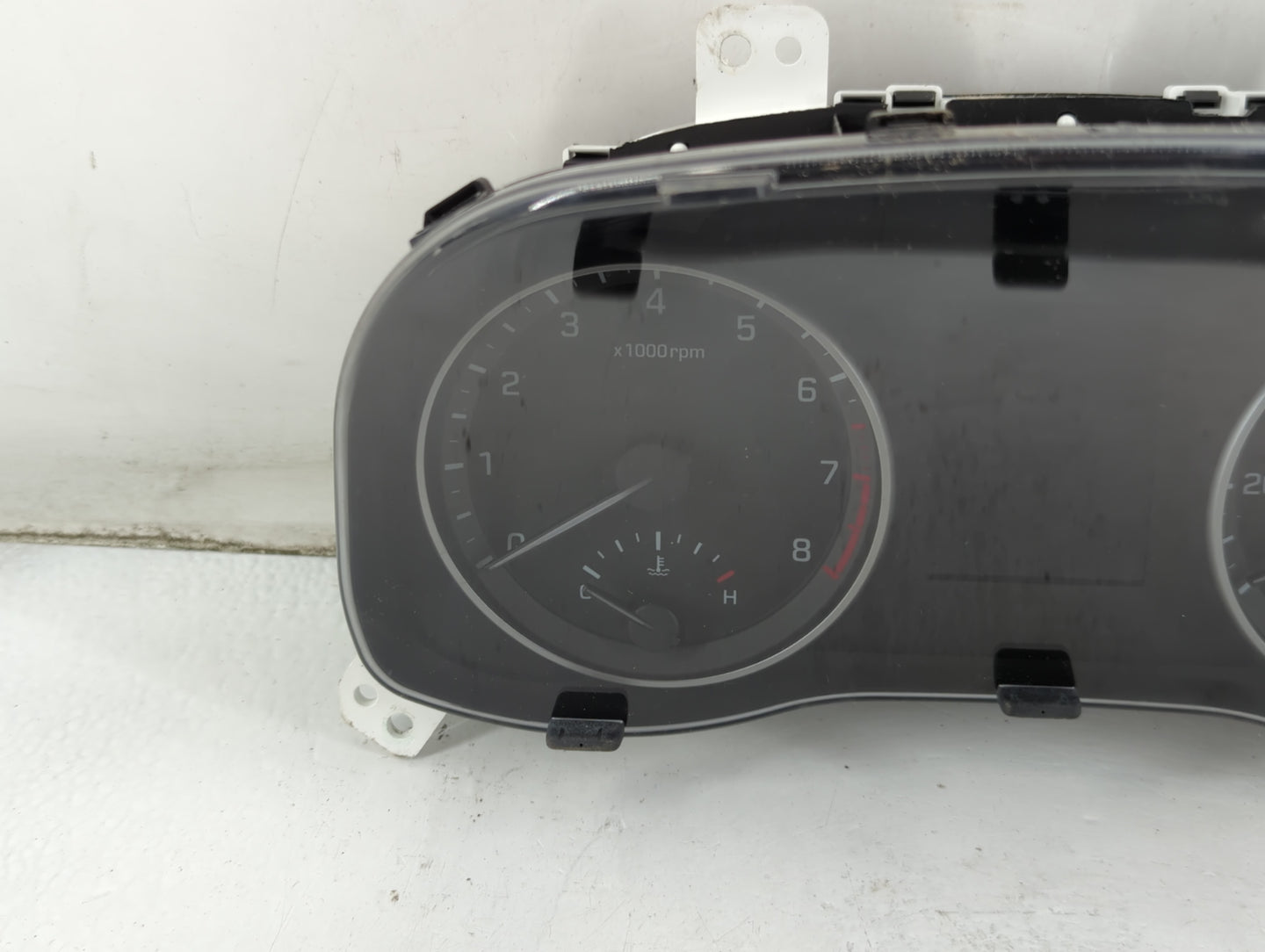 2017-2018 Hyundai Elantra Instrument Cluster Speedometer Gauges P/N:TN157590-15201H 94011-F3012 Fits Fits 2017 2018 OEM Used