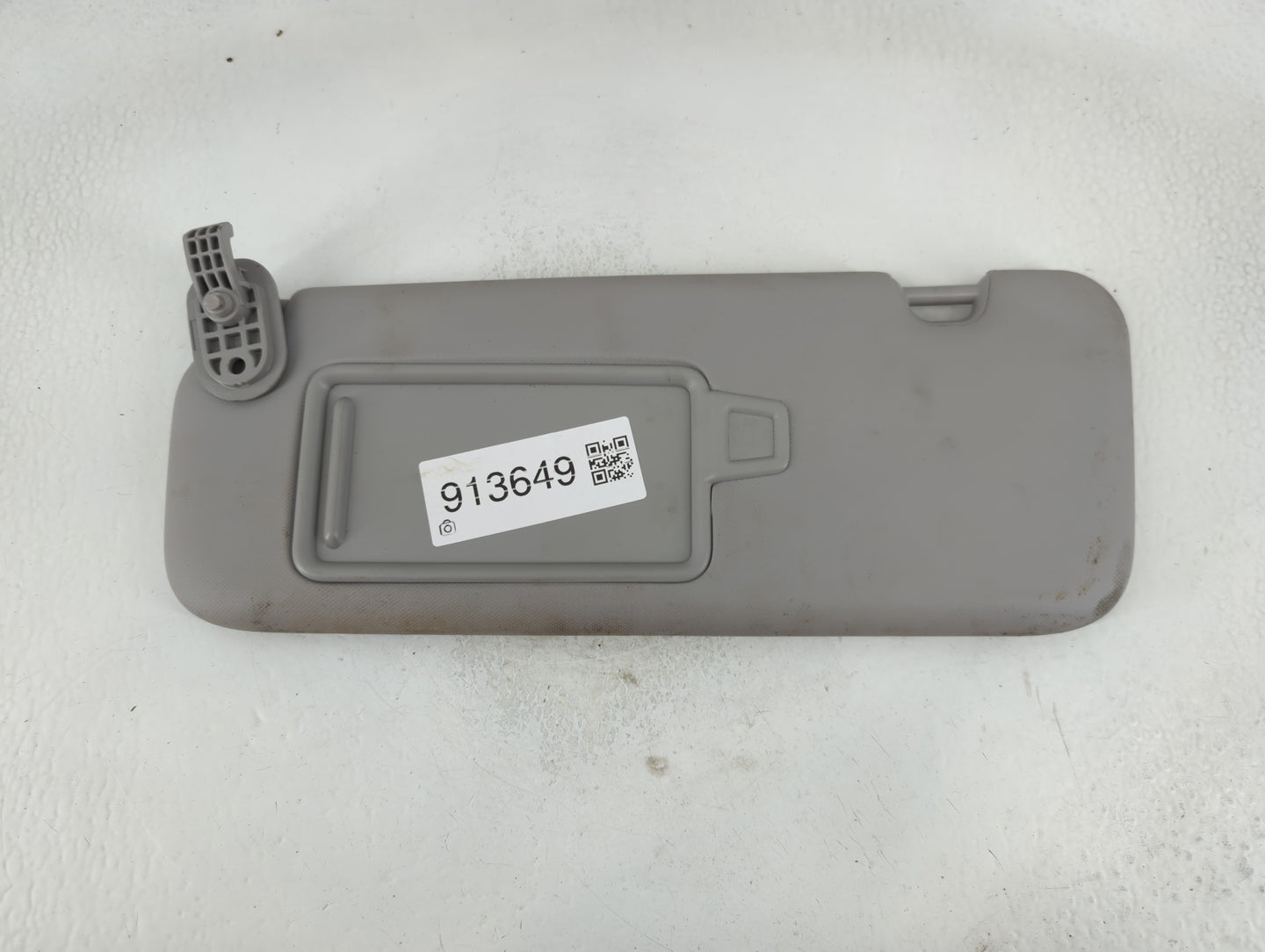 2017-2020 Hyundai Elantra Sun Visor Shade Replacement Driver Left Mirror Fits Fits 2017 2018 2019 2020 OEM Used Auto Parts -