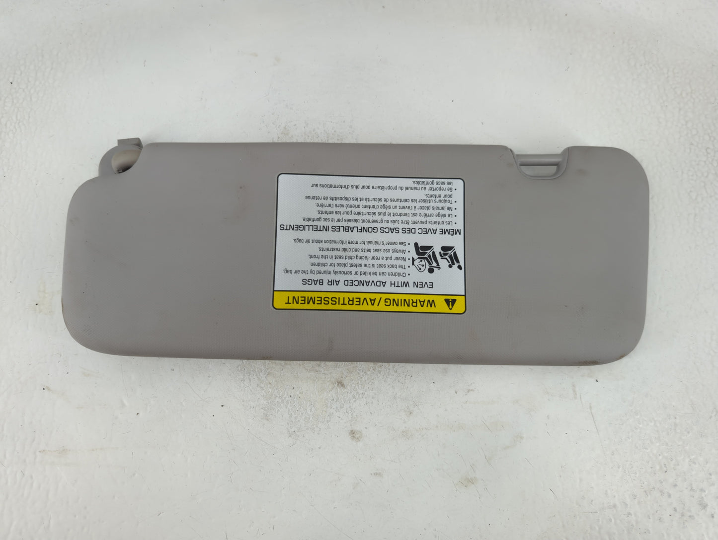 2017-2020 Hyundai Elantra Sun Visor Shade Replacement Passenger Right Mirror Fits Fits 2017 2018 2019 2020 OEM Used Auto Par