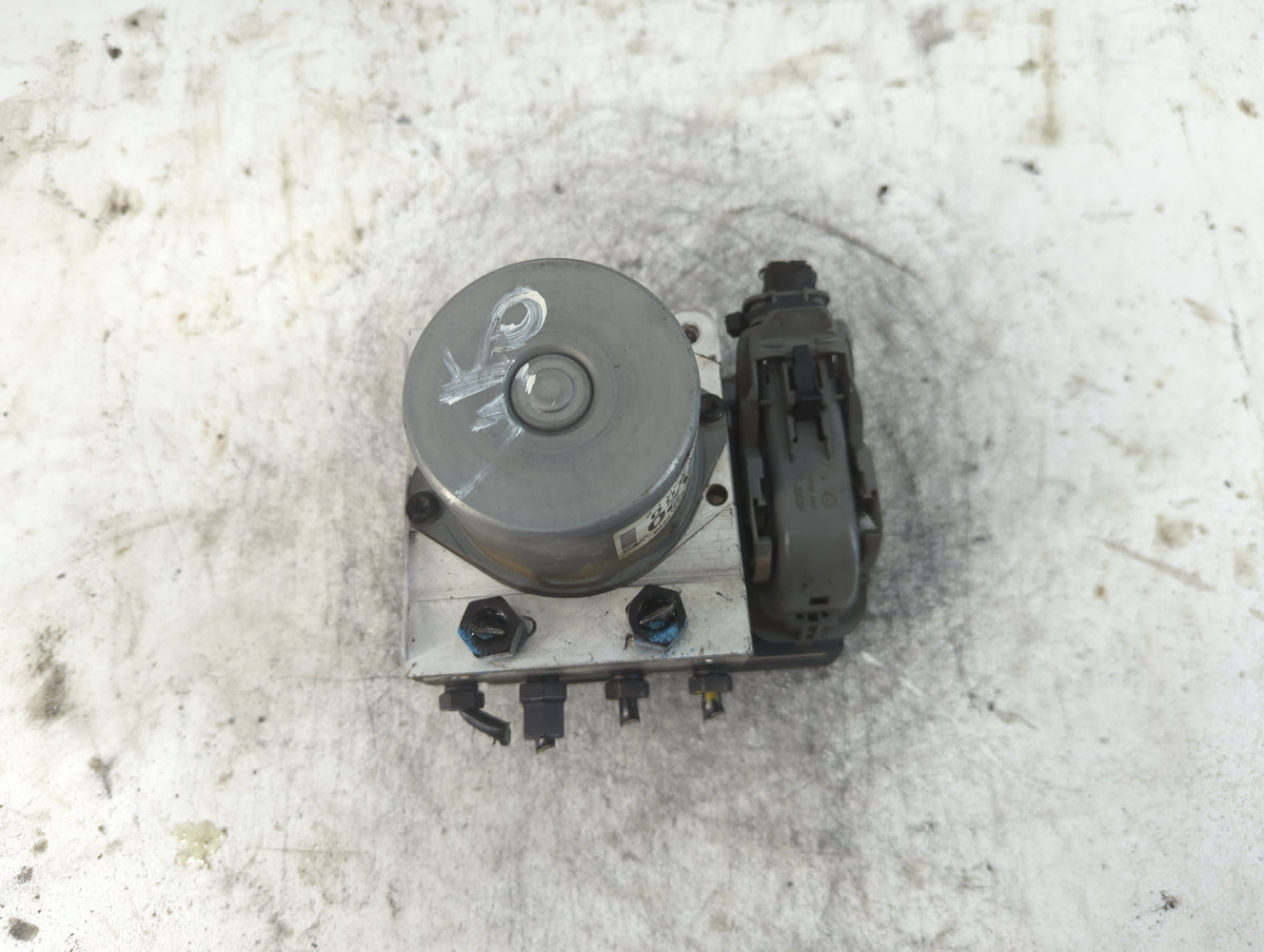 2017-2019 Hyundai Elantra Anti-Lock Brake ABS Pump Module Actuator OEM P/N:58920-F2500 Fits Fits 2017 2018 2019 OEM Used Aut