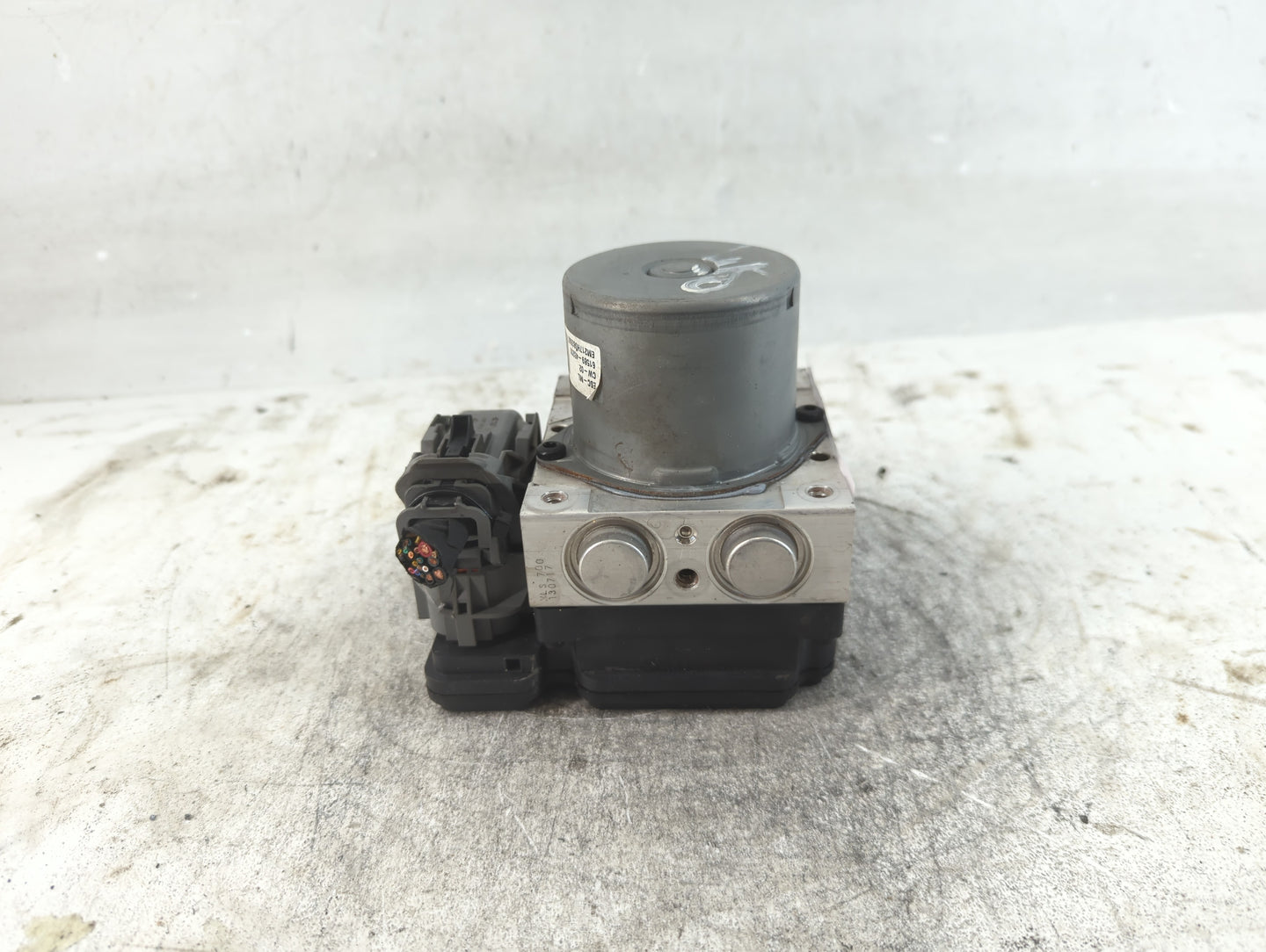 2017-2019 Hyundai Elantra ABS Pump Control Module Replacement P/N:58920-F2500 Fits Fits 2017 2018 2019 OEM Used Auto Parts -