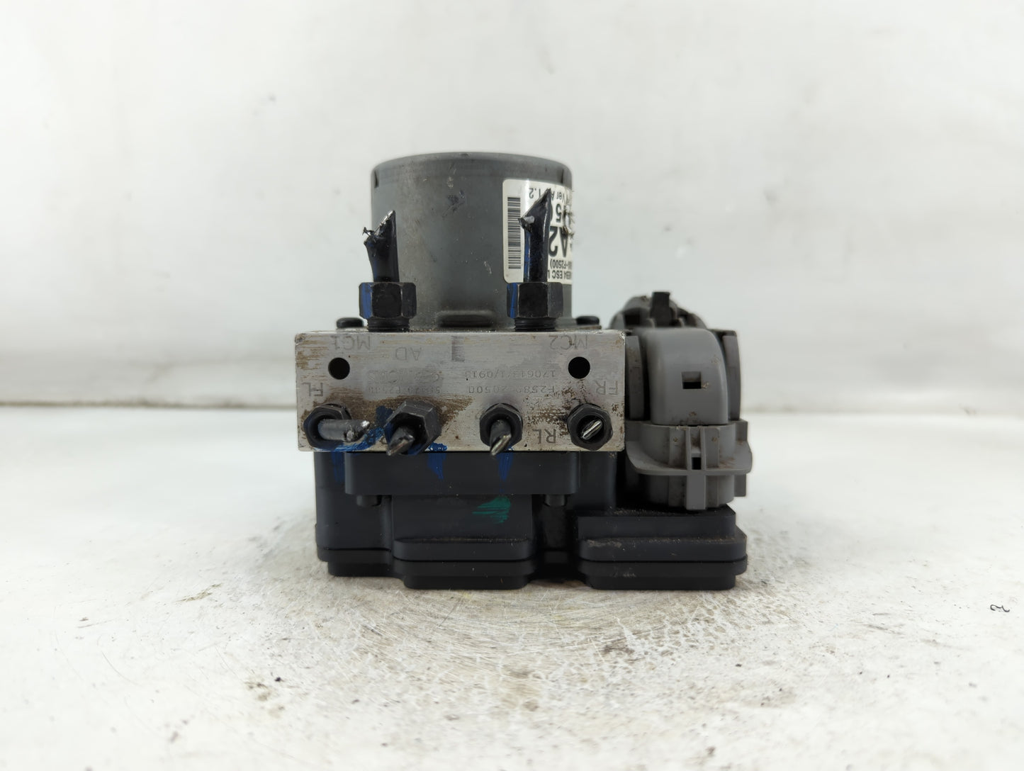2017-2019 Hyundai Elantra ABS Pump Control Module Replacement P/N:58900-F2500 Fits Fits 2017 2018 2019 OEM Used Auto Parts -