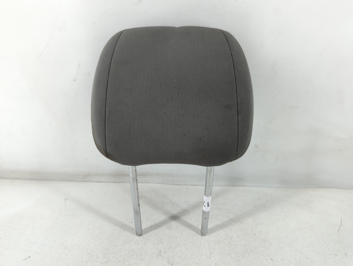 2018 Hyundai Elantra Headrest Head Rest Front Driver Passenger Seat Fits OEM Used Auto Parts - Oemusedautoparts1.com