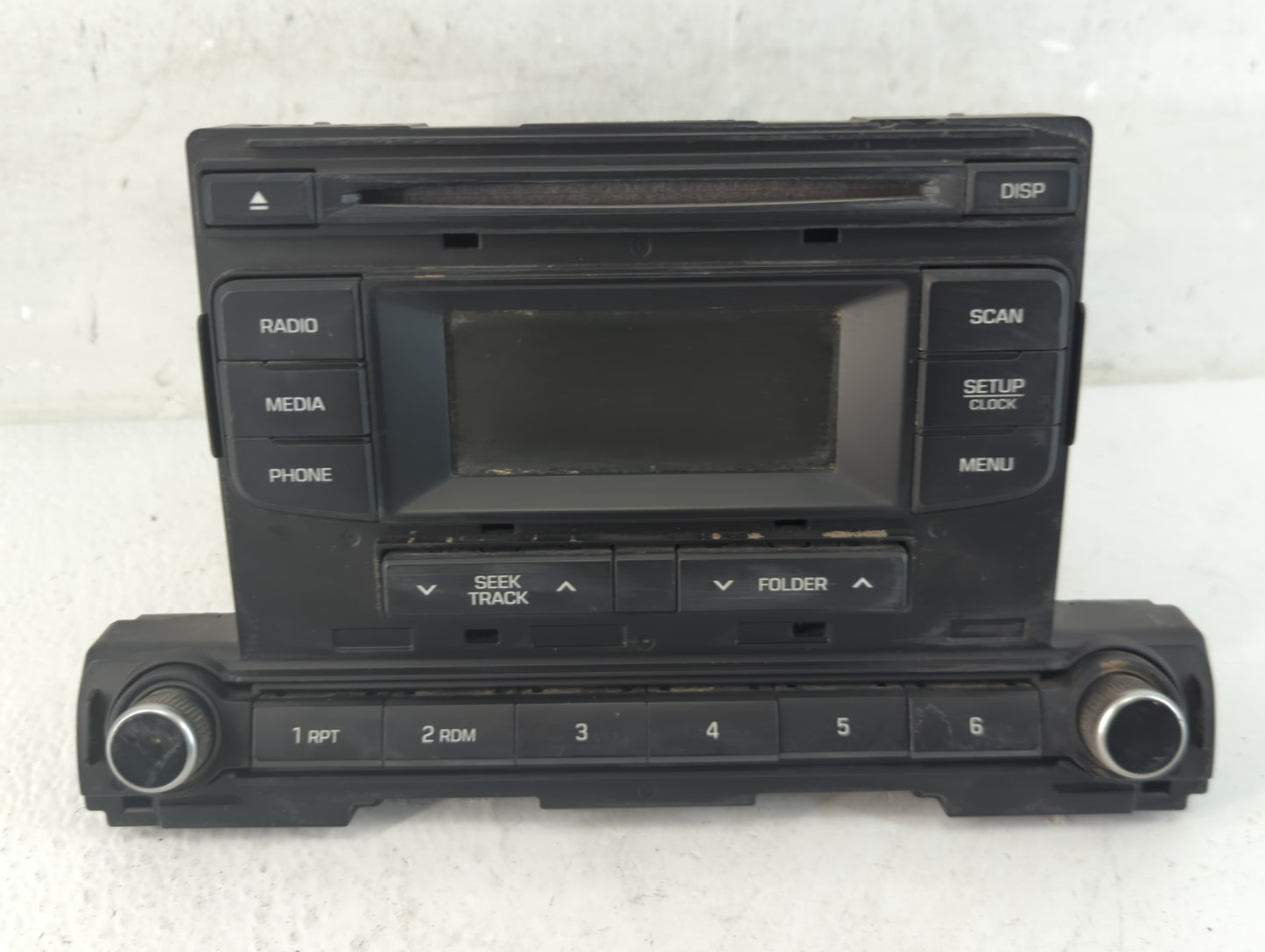 2017-2018 Hyundai Elantra Radio AM FM Cd Player Receiver Replacement P/N:96170-F2270UAT Fits Fits 2017 2018 OEM Used Auto Pa
