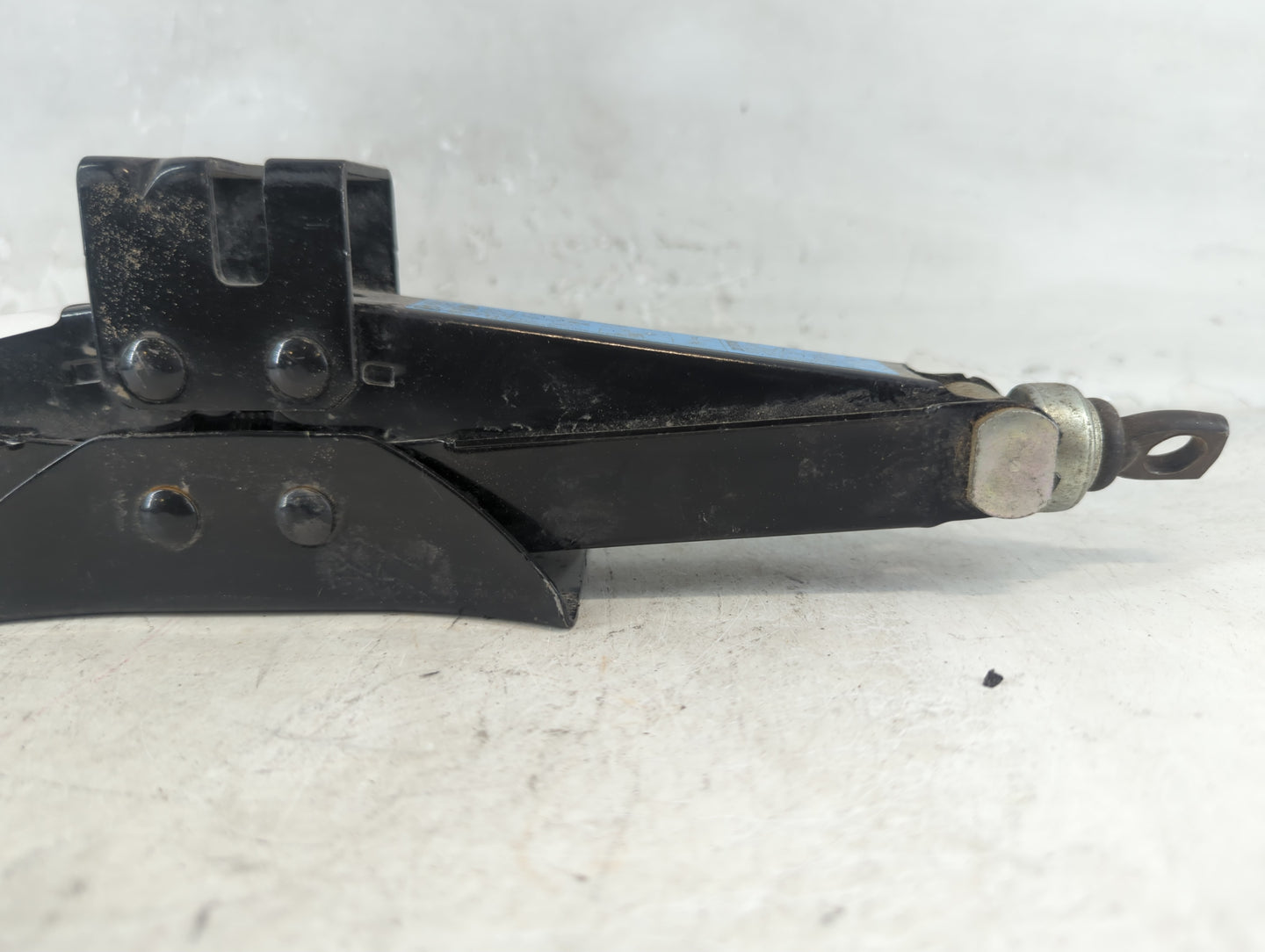 2018 Hyundai Elantra Gt Spare Scissor Car Jack - Oemusedautoparts1.com