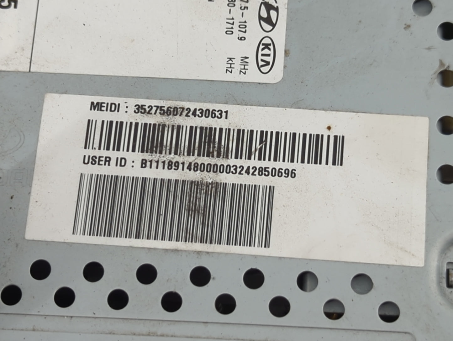 2018 Hyundai Genesis Radio AM FM Cd Player Receiver Replacement P/N:96560B1EA04X 96925 51050 Fits Fits 2019 2020 OEM Used Au