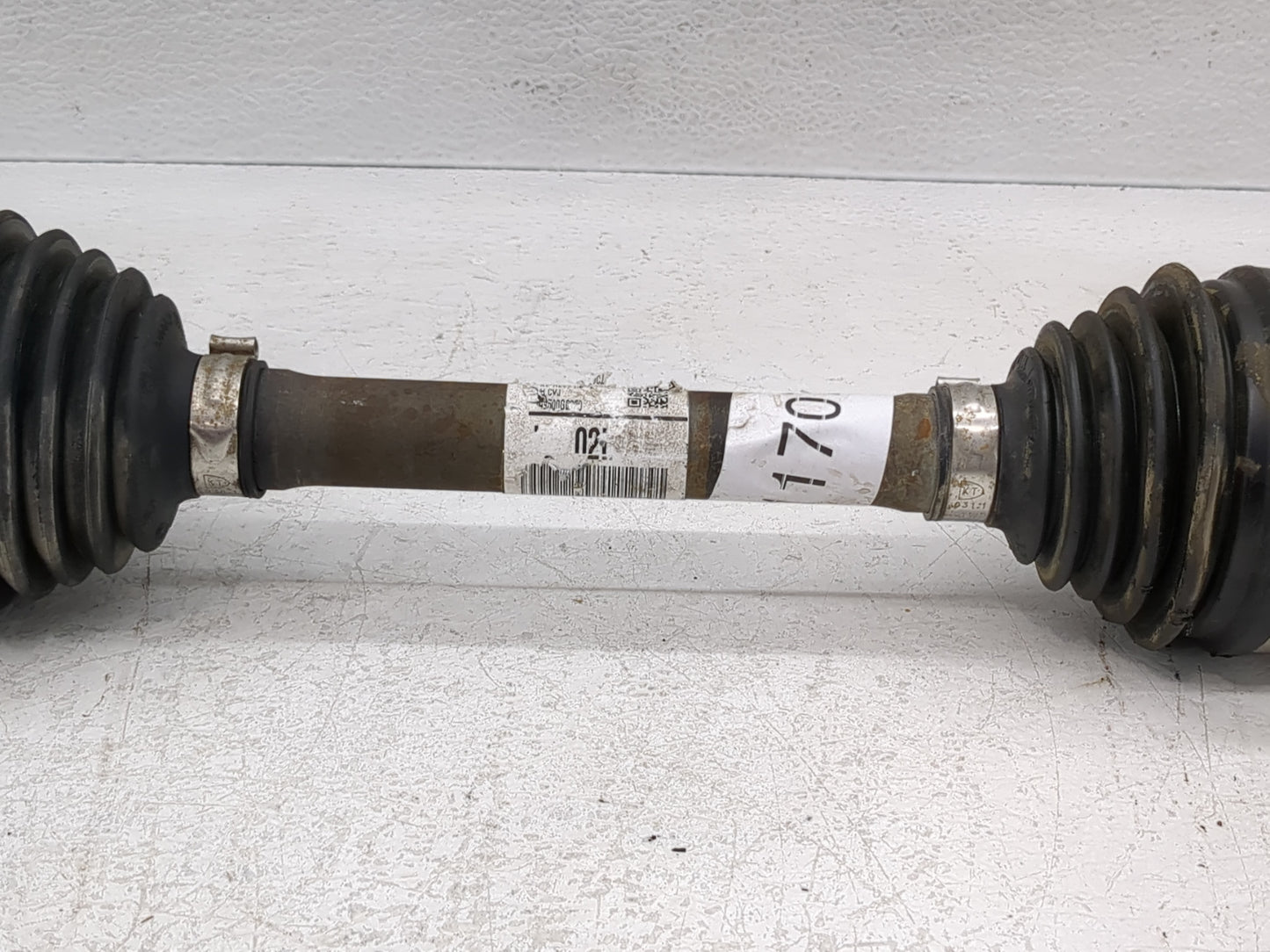 2017-2020 Hyundai Ioniq Axle Shaft Front Driver Cv C/v - Oemusedautoparts1.com