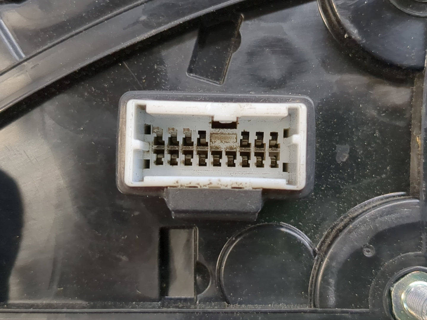 2017-2019 Hyundai Ioniq Driver Side View Mirror - Left Door Mirror OEM Used - Oemusedautoparts1.com