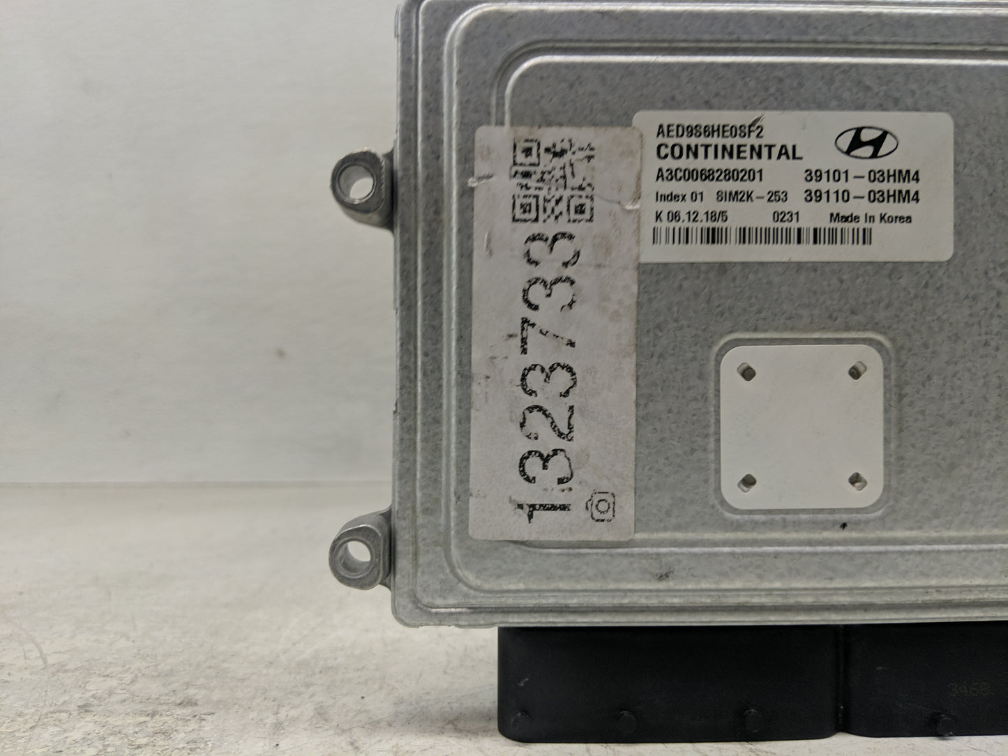 2017-2020 Hyundai Ioniq PCM Engine Control Computer ECU ECM PCU OEM P/N:39110-03HM4 39101-03HM4 Fits Fits 2017 2018 2019 202