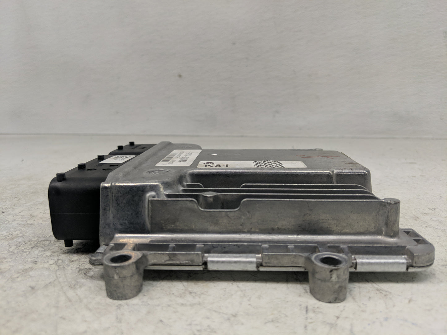 2017-2020 Hyundai Ioniq PCM Engine Control Computer ECU ECM PCU OEM P/N:39110-03HM4 39101-03HM4 Fits Fits 2017 2018 2019 202