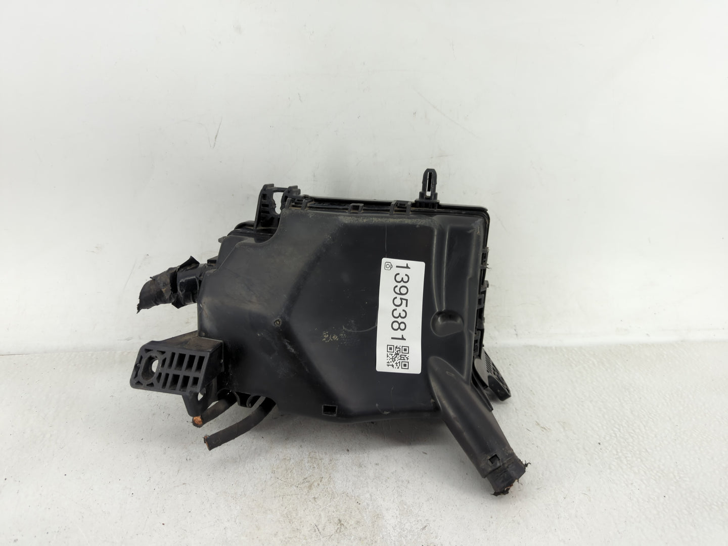 2017-2018 Hyundai Ioniq Fusebox Fuse Box Panel Relay Module P/N:91431-m7192 Fits Fits 2017 2018 OEM Used Auto Parts - Oemuse