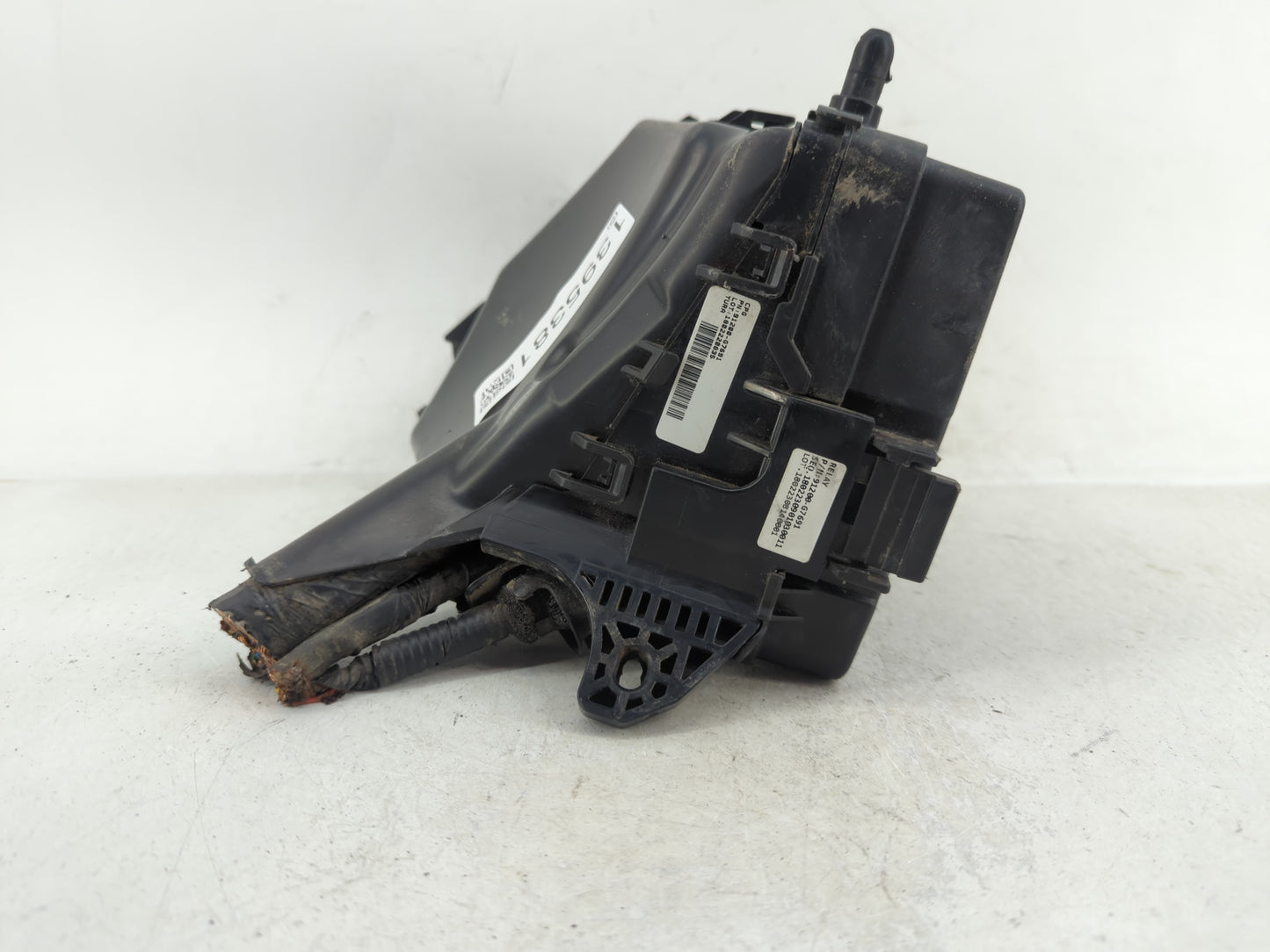 2017-2018 Hyundai Ioniq Fusebox Fuse Box Panel Relay Module P/N:91431-m7192 Fits Fits 2017 2018 OEM Used Auto Parts - Oemuse