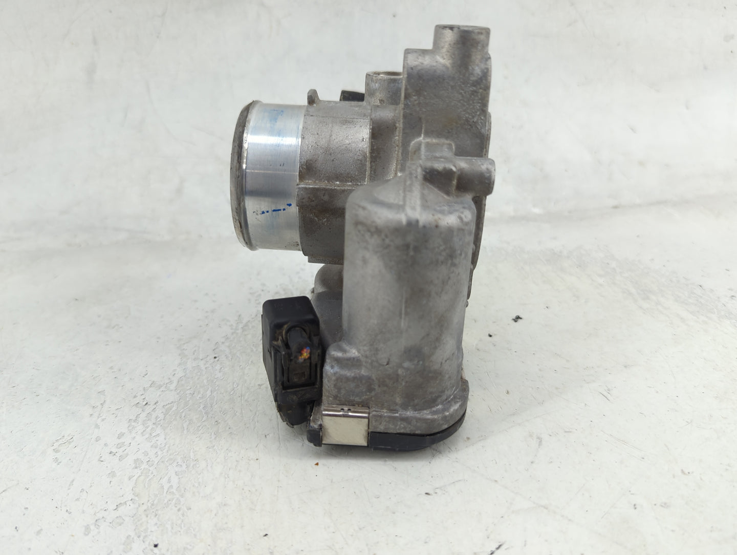 2017-2020 Hyundai Ioniq Throttle Body P/N:35100-03HA0 0 280 750 680 Fits Fits 2017 2018 2019 2020 2021 2022 OEM Used Auto Pa