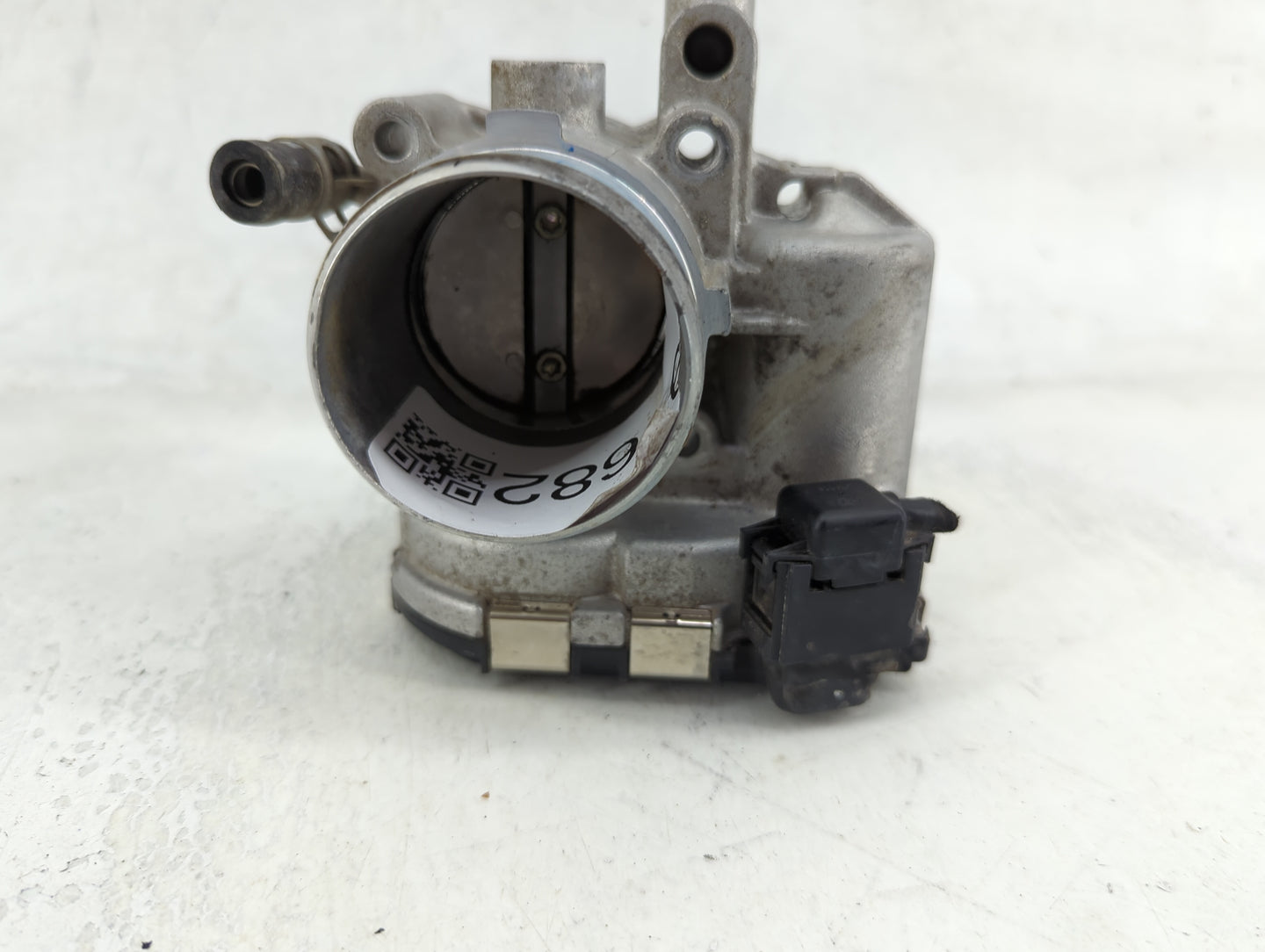 2017-2020 Hyundai Ioniq Throttle Body P/N:35100-03HA0 0 280 750 680 Fits Fits 2017 2018 2019 2020 2021 2022 OEM Used Auto Pa