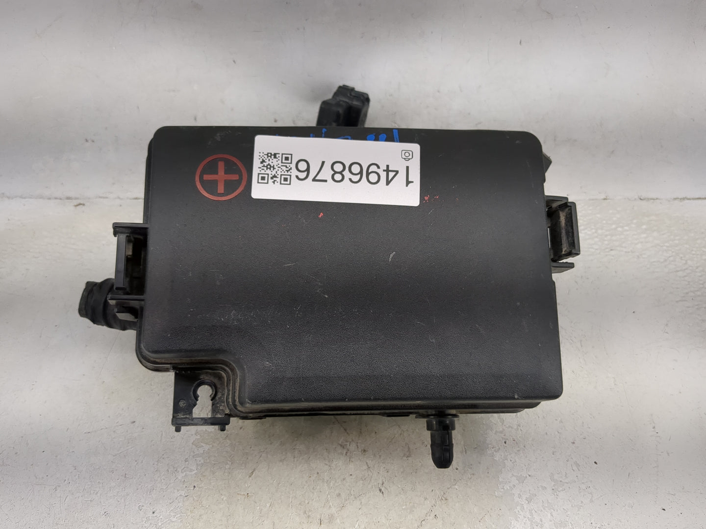 2017-2018 Hyundai Ioniq Fusebox Fuse Box Panel Relay Module P/N:91950-G2921 18980-09620, 18980-09610 Fits Fits 2017 2018 OEM