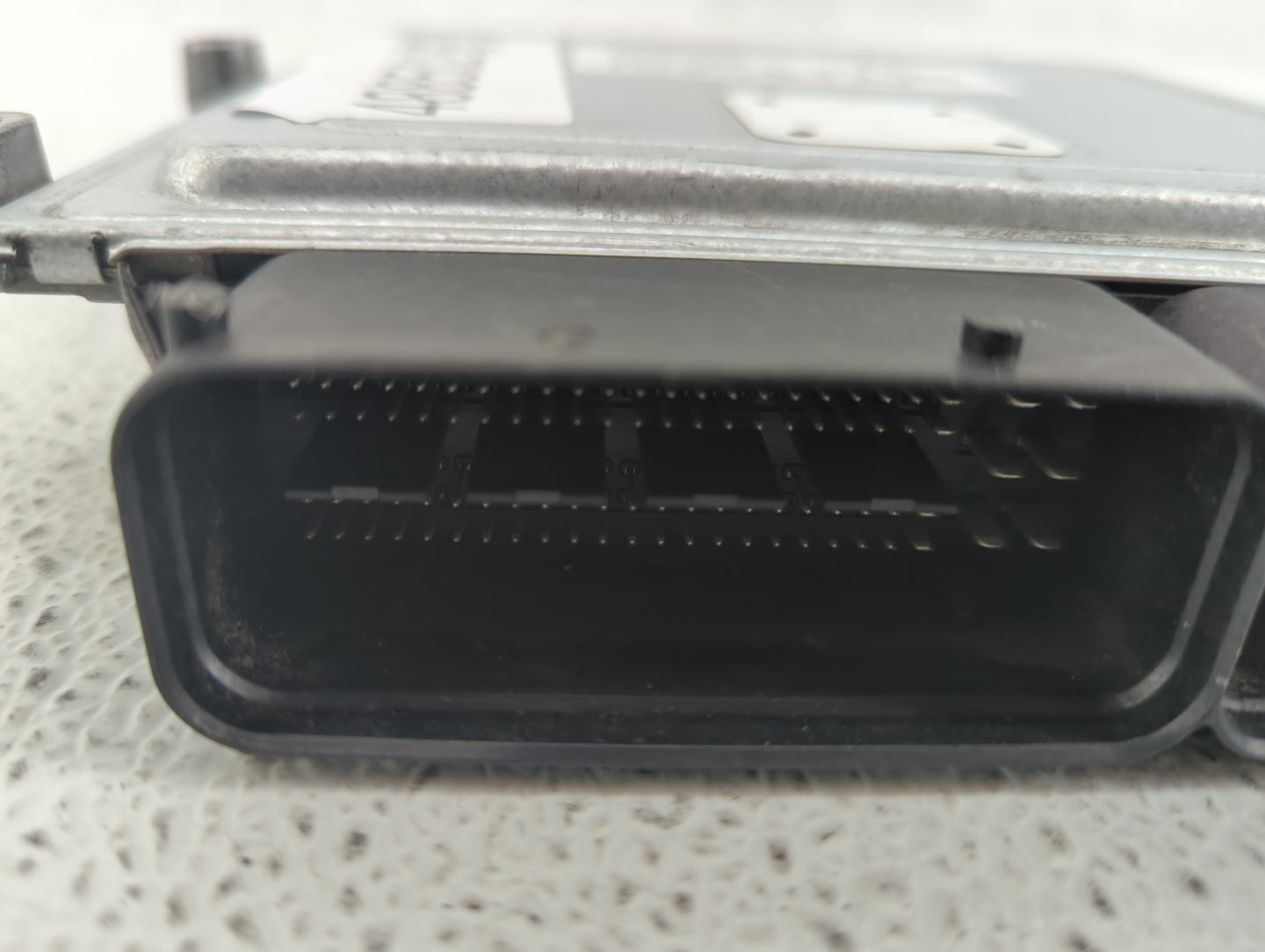 2017-2020 Hyundai Ioniq PCM Engine Control Computer ECU ECM PCU OEM P/N:39101-03HM2 39110-03HM2 Fits Fits 2017 2018 2019 202