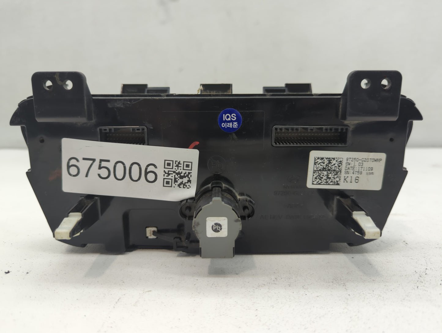 2017-2019 Hyundai Ioniq Climate Control Module Temperature AC/Heater Replacement P/N:97250-G2070WMP Fits Fits 2017 2018 2019