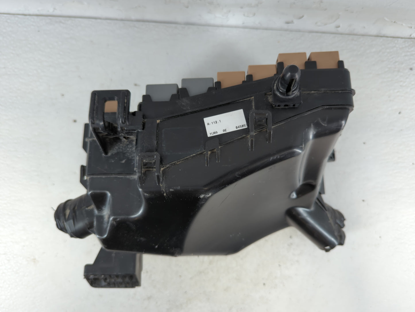 2017-2018 Hyundai Ioniq Fusebox Fuse Box Panel Relay Module P/N:91205 G2153 Fits Fits 2017 2018 OEM Used Auto Parts - Oemuse