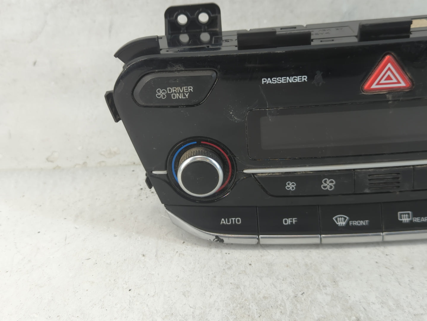 2017-2019 Hyundai Ioniq Climate Control Module Temperature AC/Heater Replacement P/N:97250-G2070WMP Fits Fits 2017 2018 2019