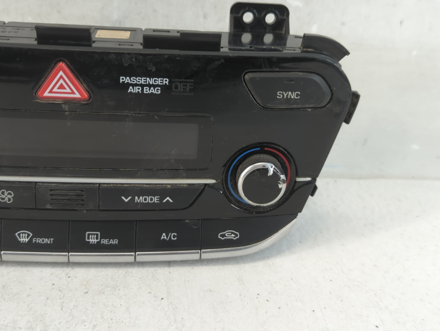 2017-2019 Hyundai Ioniq Climate Control Module Temperature AC/Heater Replacement P/N:97250-G2070WMP Fits Fits 2017 2018 2019