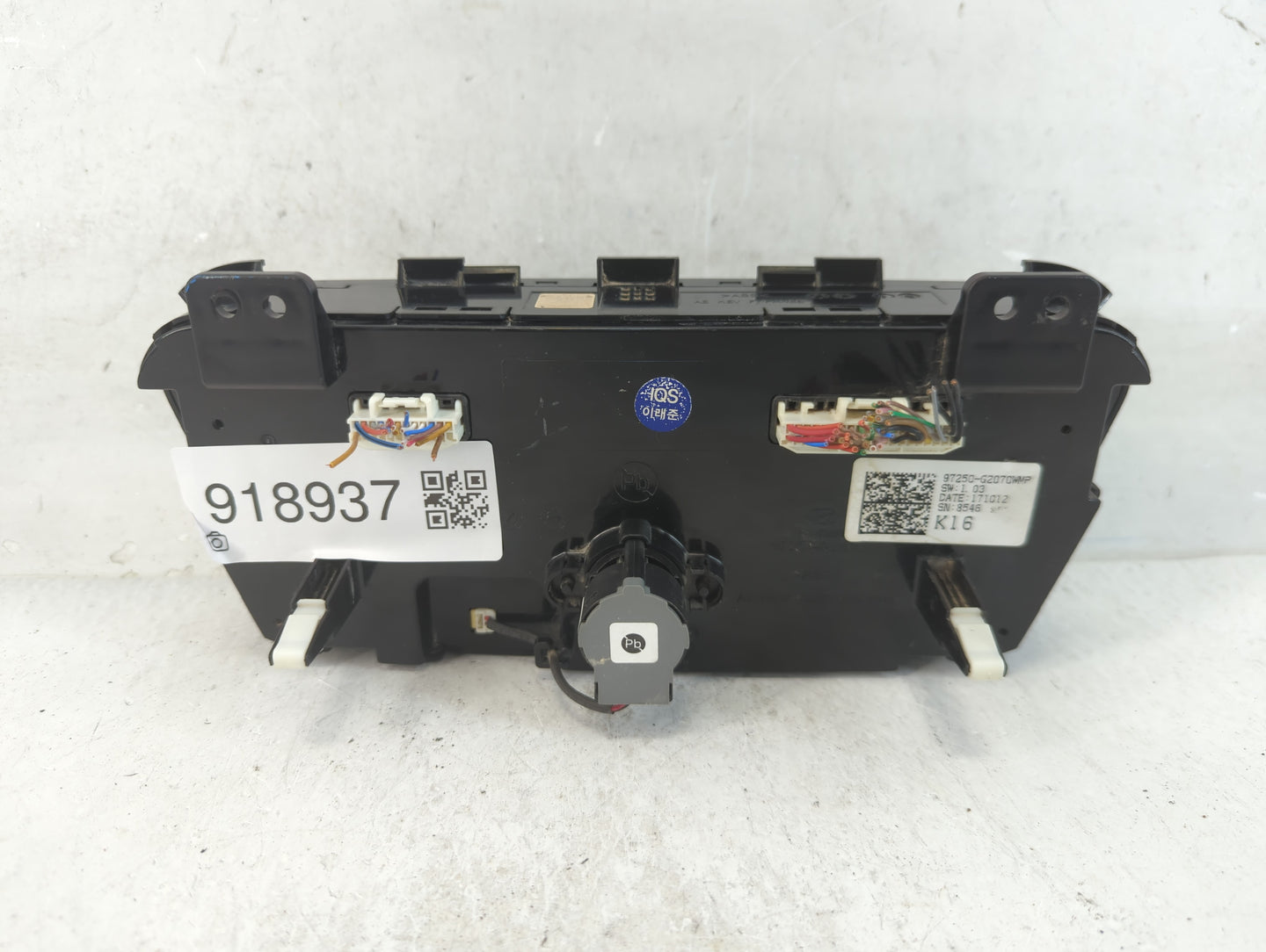 2017-2019 Hyundai Ioniq Climate Control Module Temperature AC/Heater Replacement P/N:97250-G2070WMP Fits Fits 2017 2018 2019