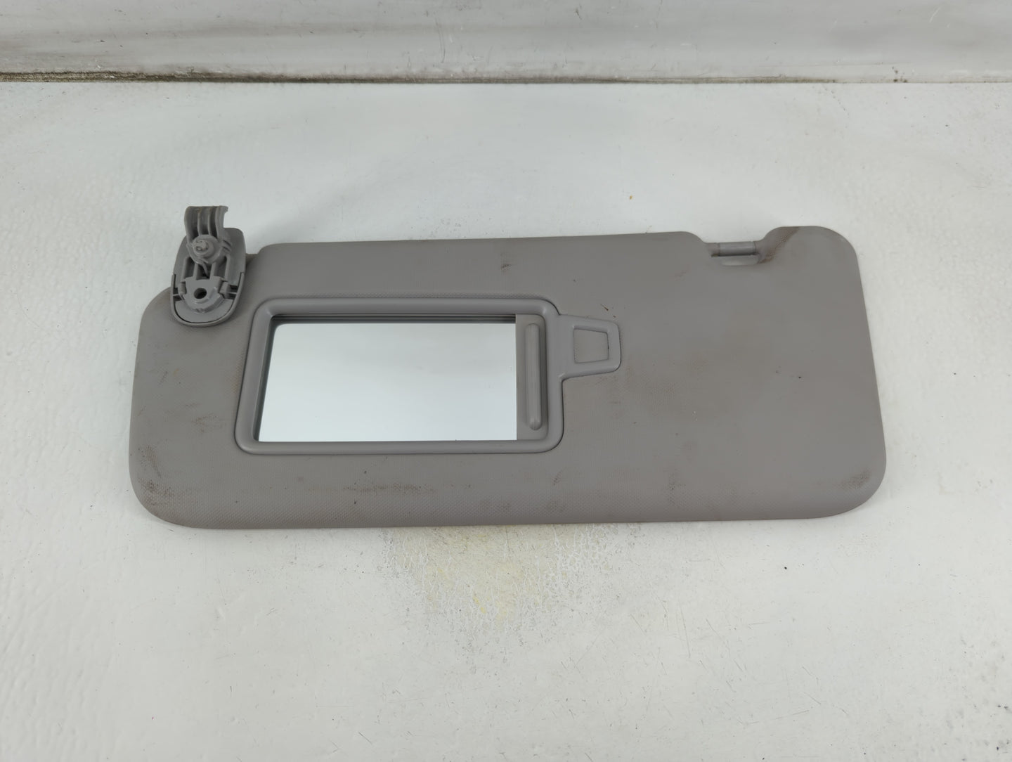 2018-2021 Hyundai Kona Sun Visor Shade Replacement Driver Left Mirror Fits Fits 2018 2019 2020 2021 OEM Used Auto Parts - Oe