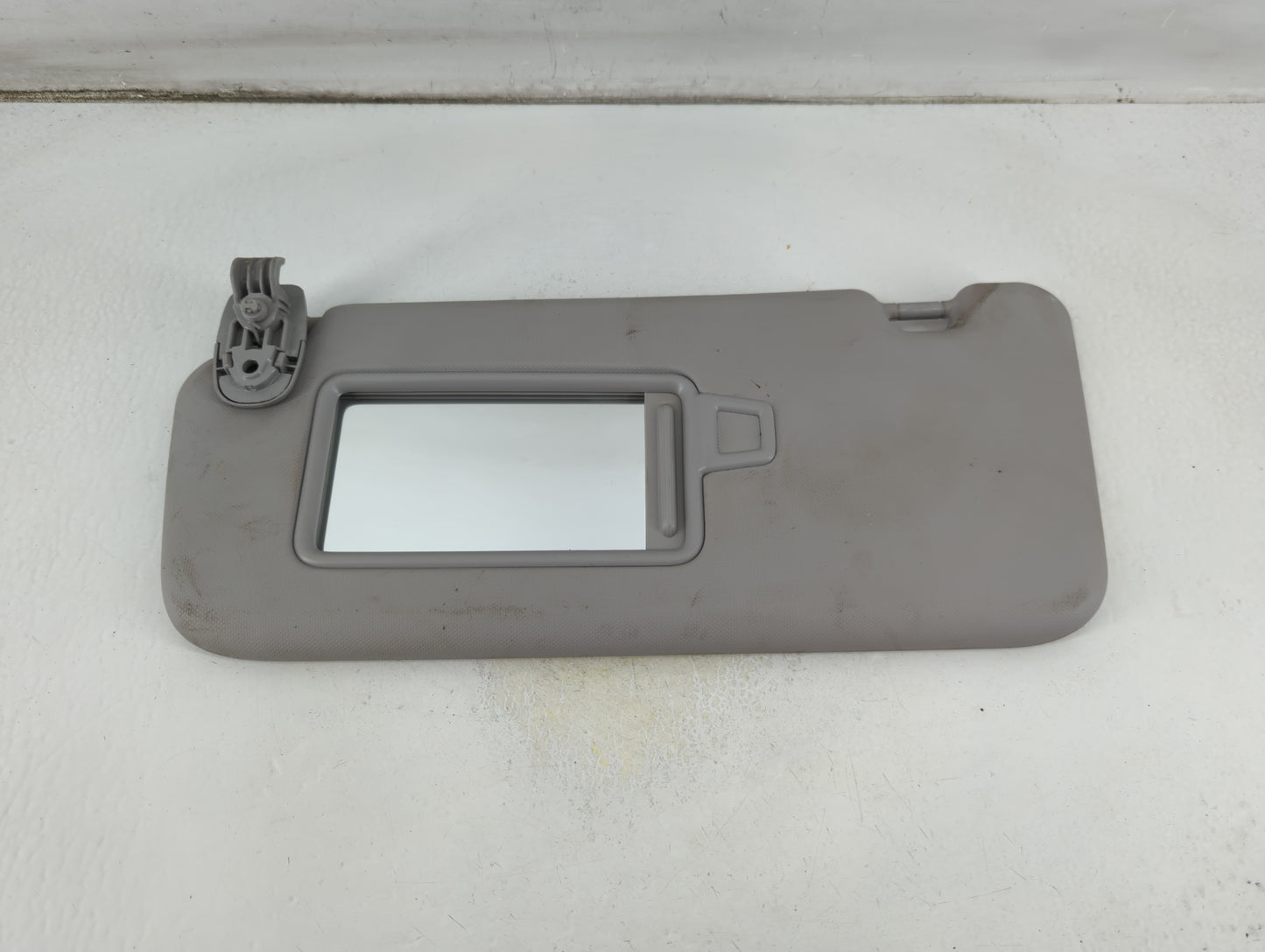2018-2021 Hyundai Kona Sun Visor Shade Replacement Driver Left Mirror Fits Fits 2018 2019 2020 2021 OEM Used Auto Parts - Oe