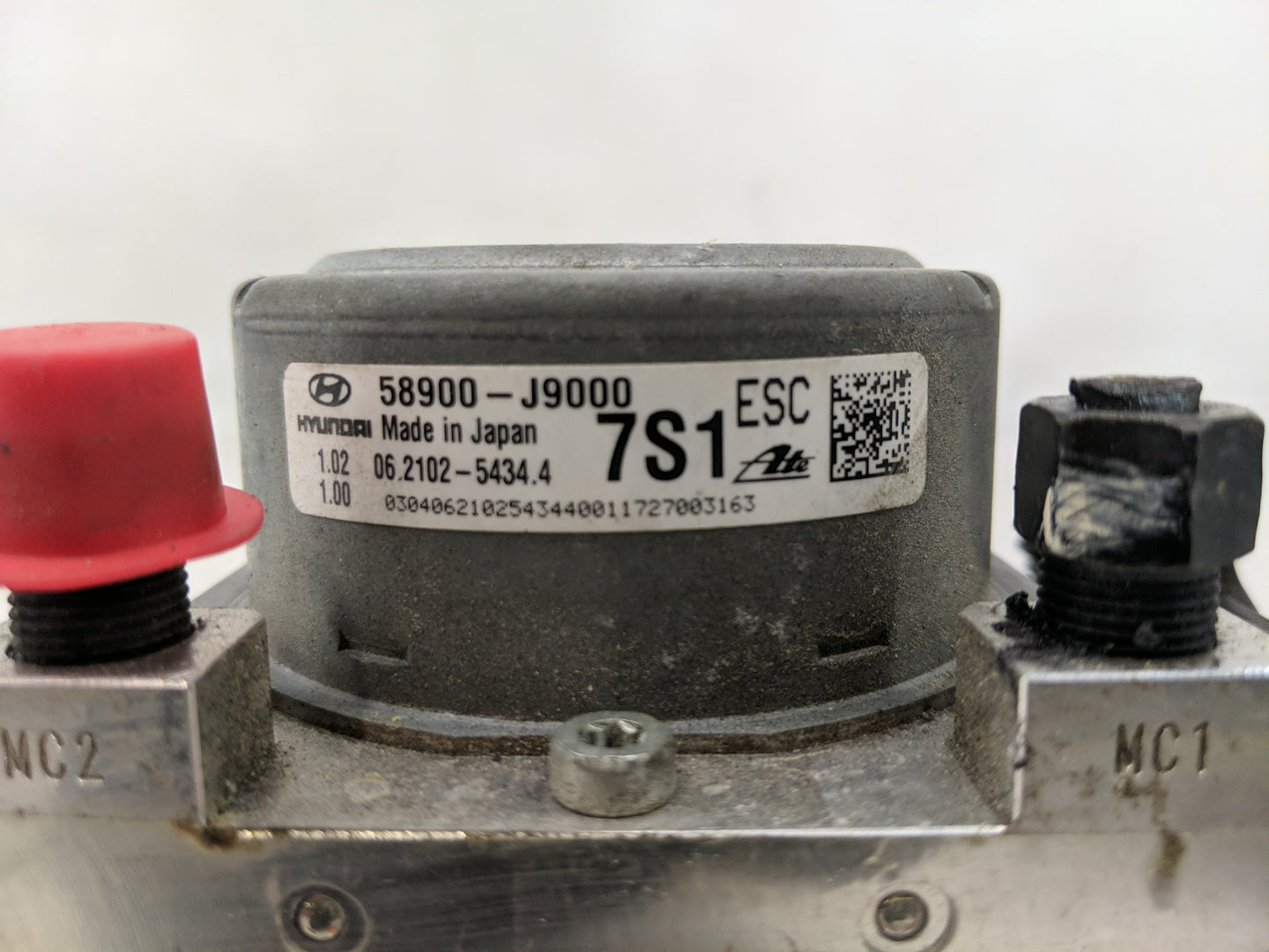 2018-2020 Hyundai Kona ABS Pump Control Module Replacement P/N:58900-J9000 Fits Fits 2018 2019 2020 OEM Used Auto Parts - Oe