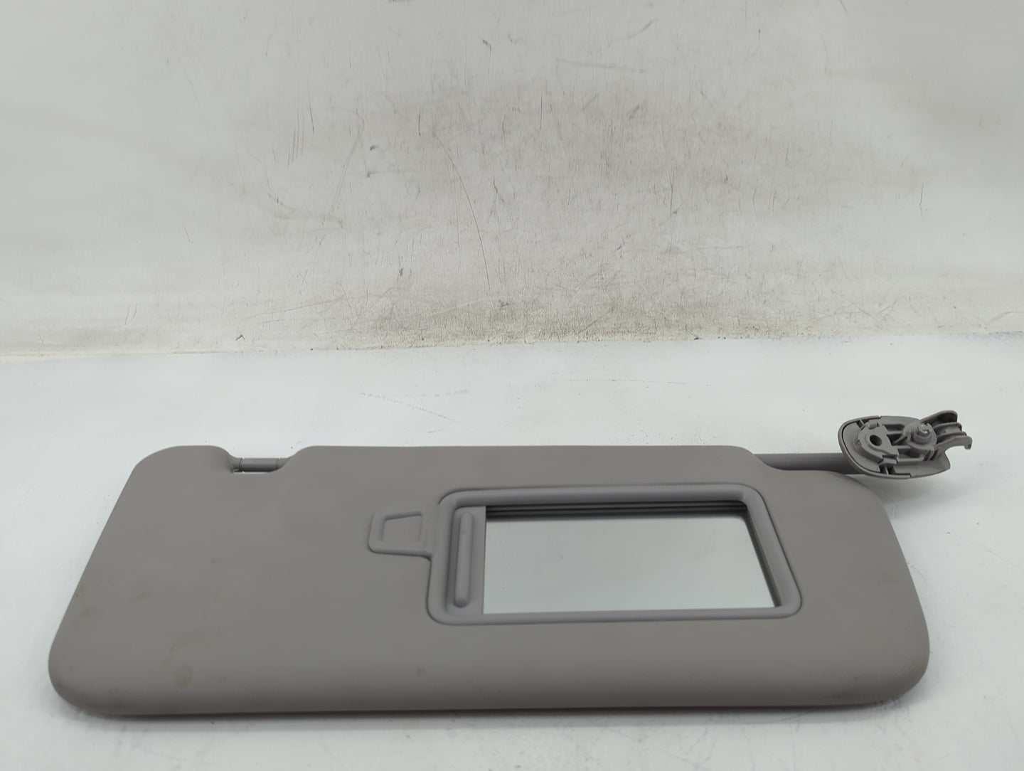 2018-2021 Hyundai Kona Sun Visor Shade Replacement Passenger Right Mirror Fits Fits 2018 2019 2020 2021 OEM Used Auto Parts 