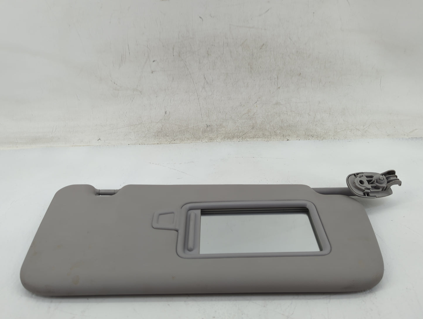 2018-2021 Hyundai Kona Sun Visor Shade Replacement Passenger Right Mirror Fits Fits 2018 2019 2020 2021 OEM Used Auto Parts 